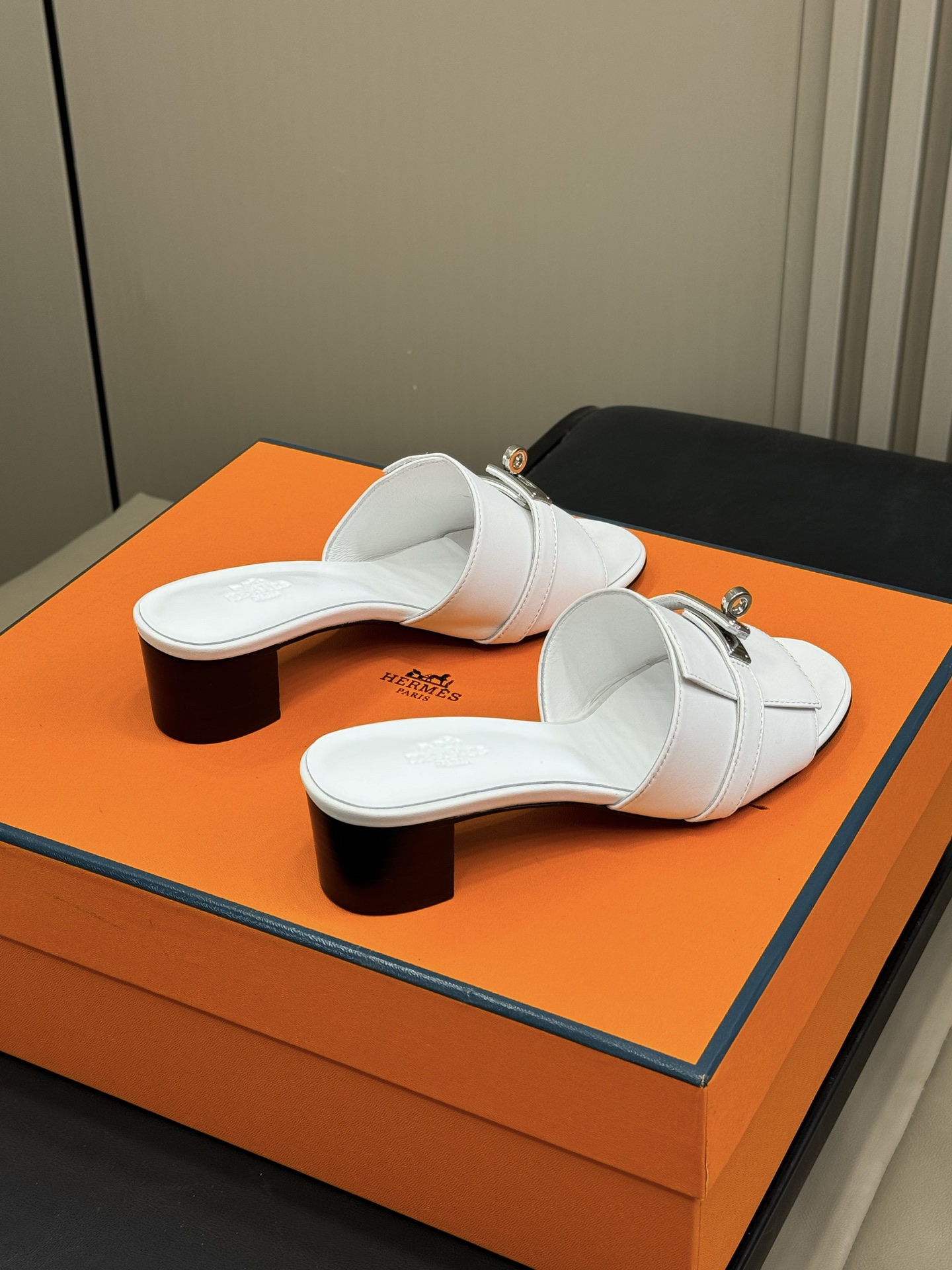 HERMES  00129