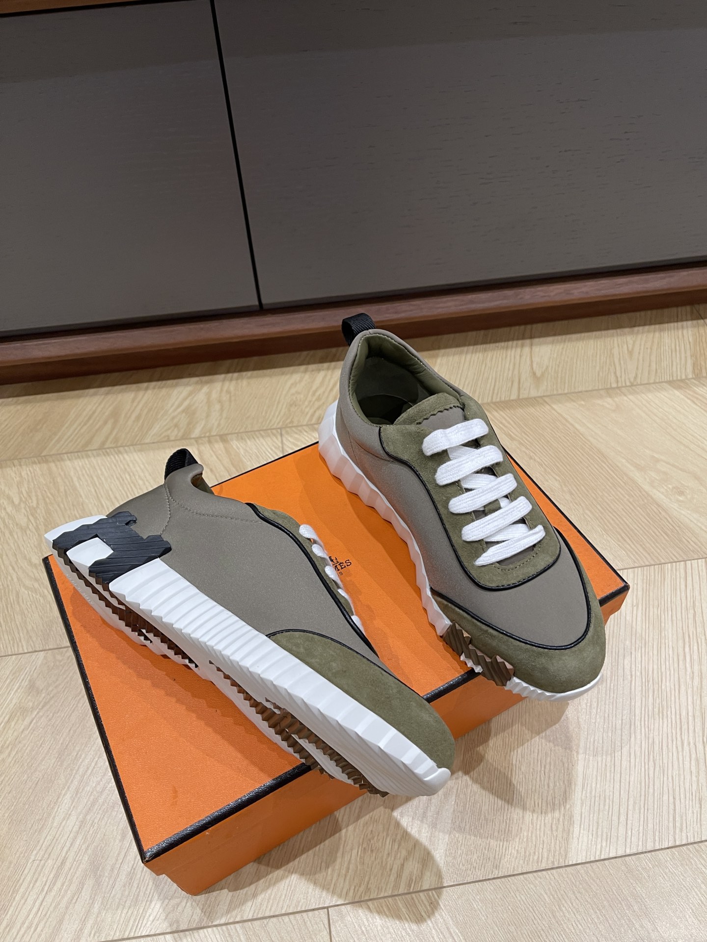 HERMES 00139
