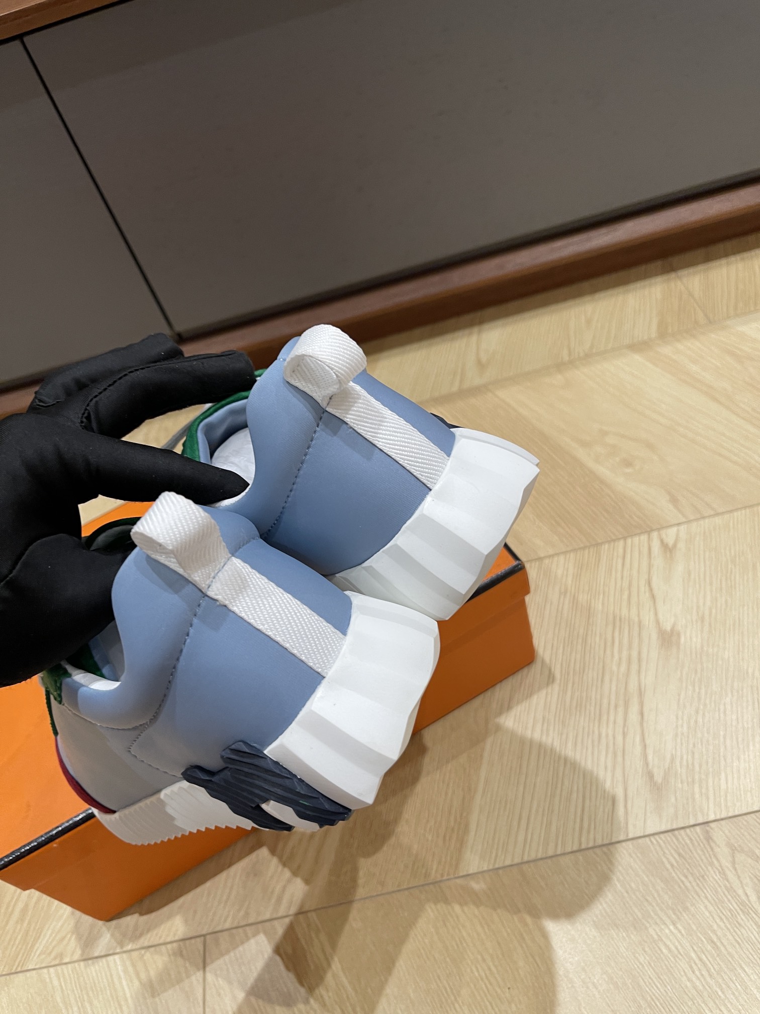 HERMES 00149