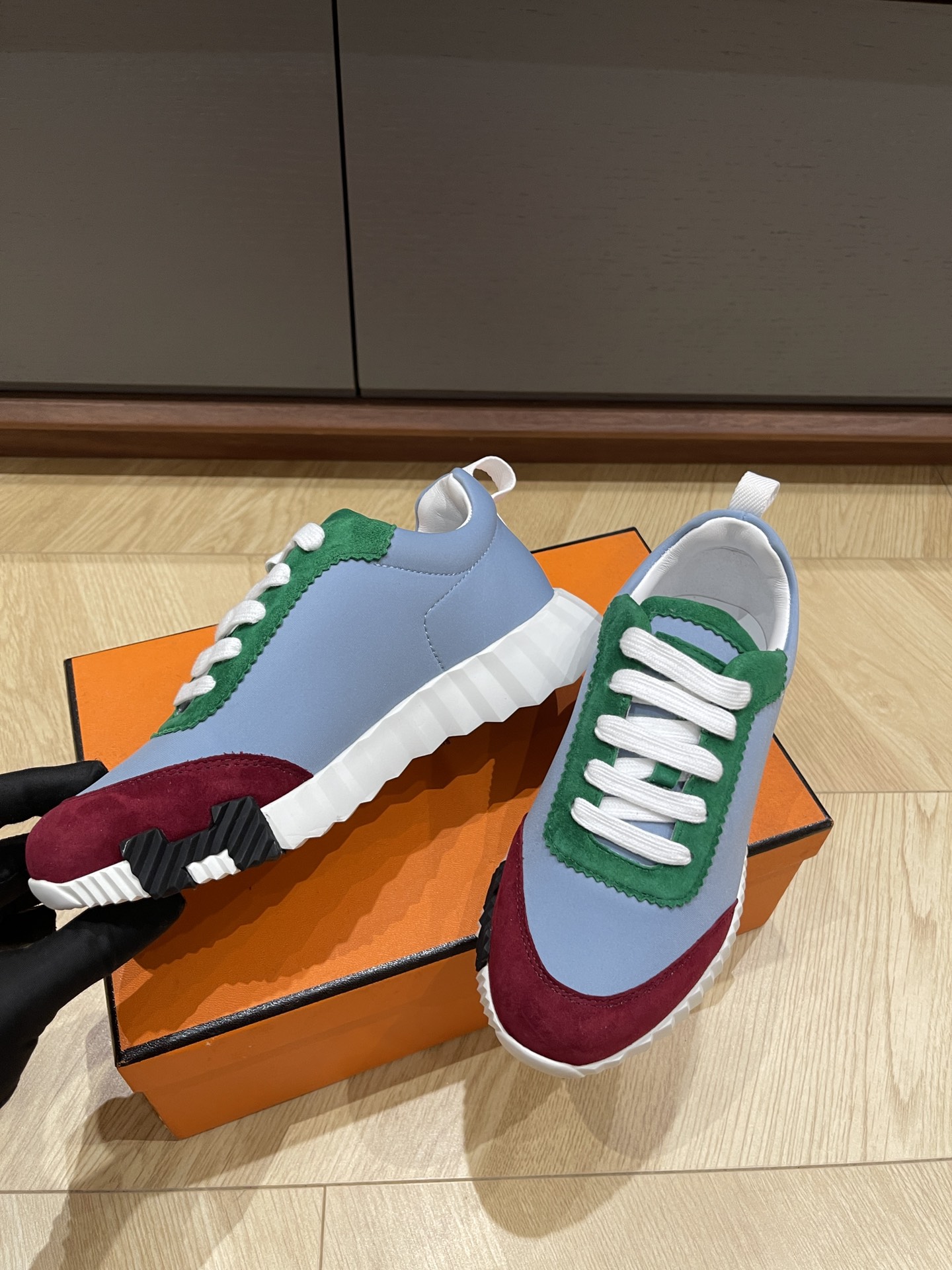 HERMES 00149