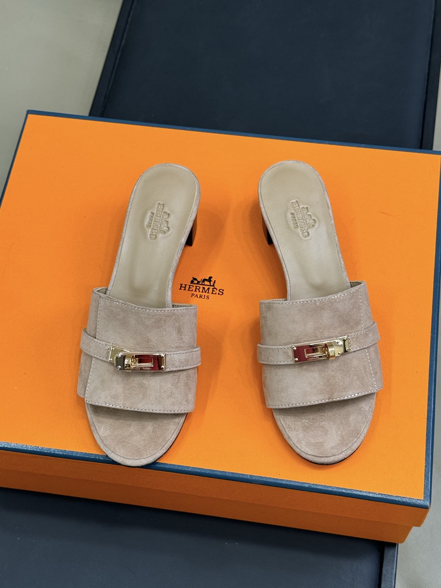 HERMES  00159