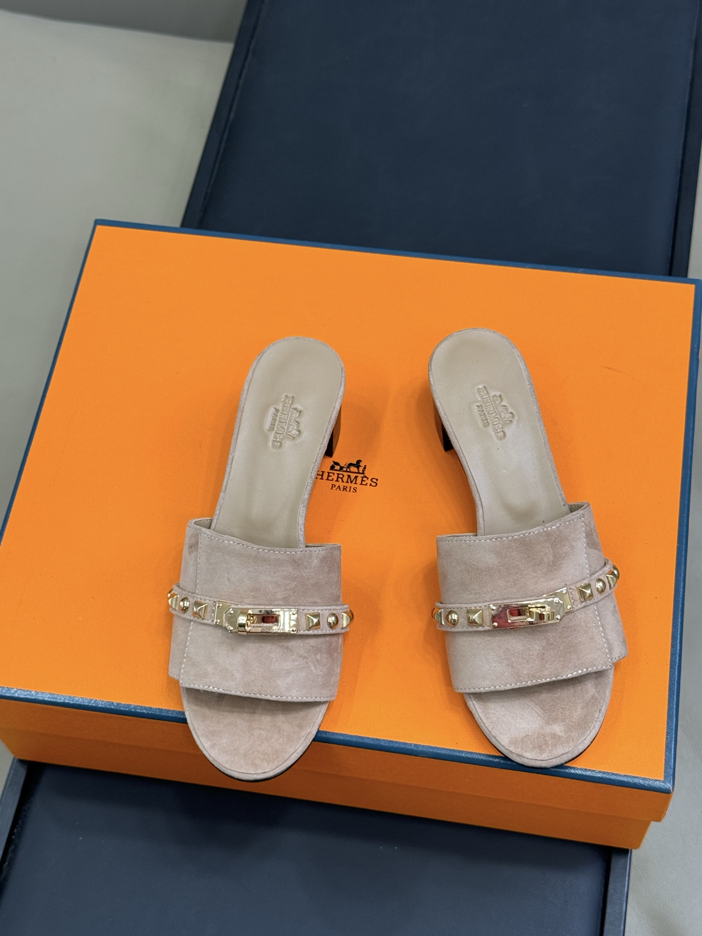 HERMES  00159