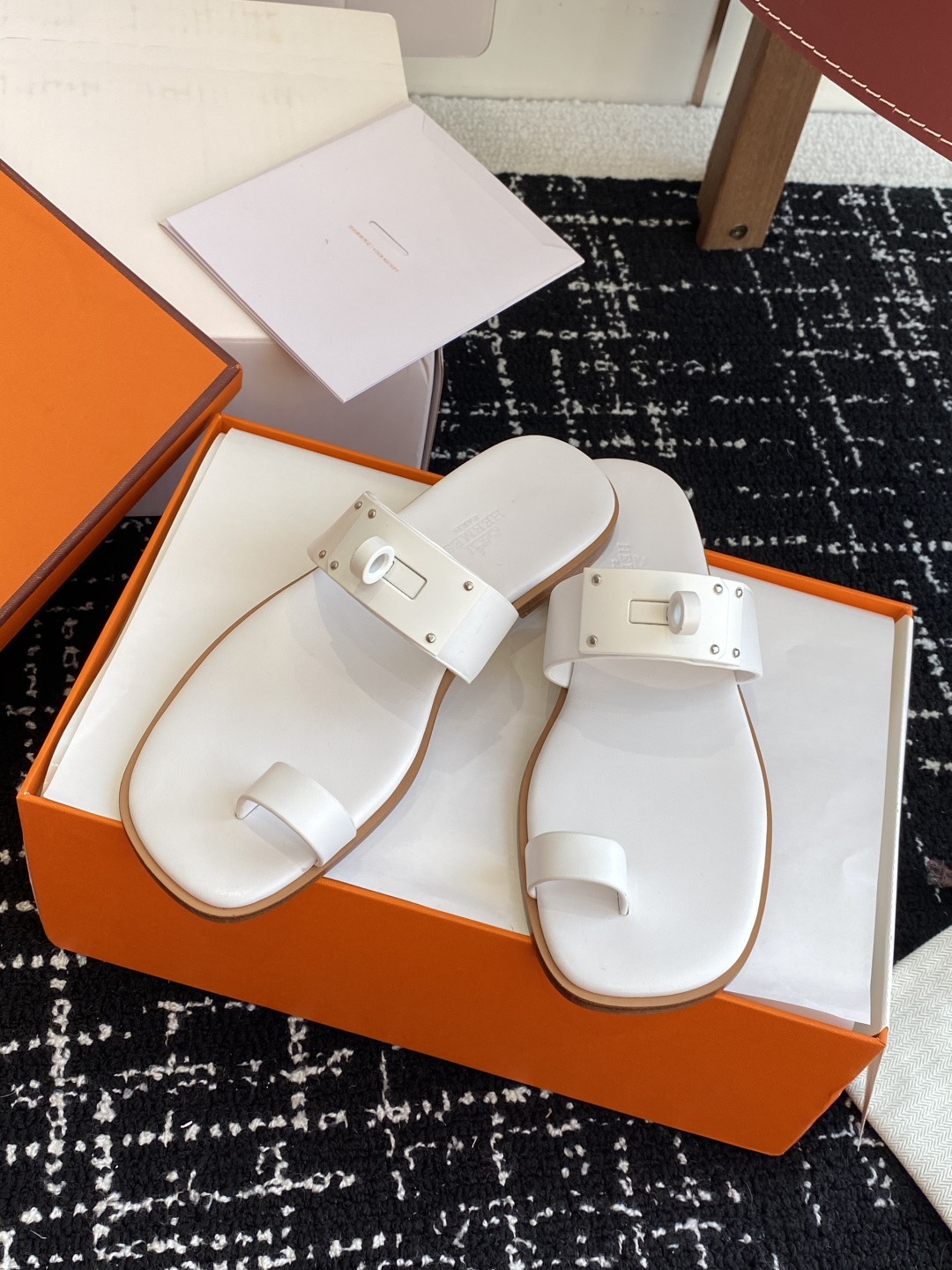 HERMES 00166