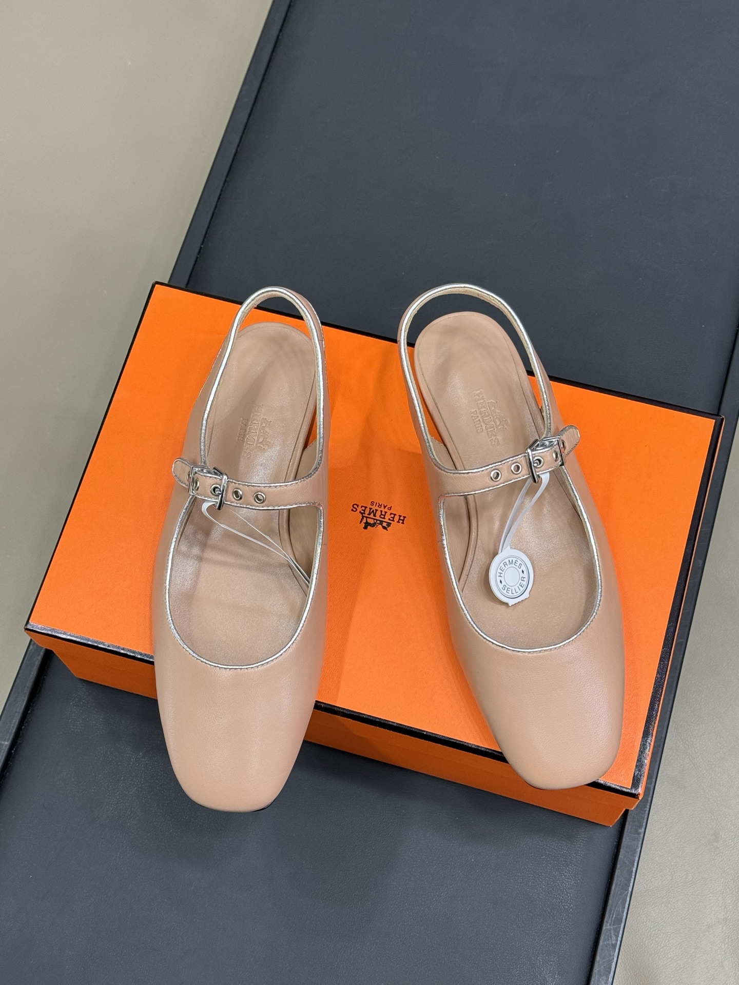 HERMES 00169