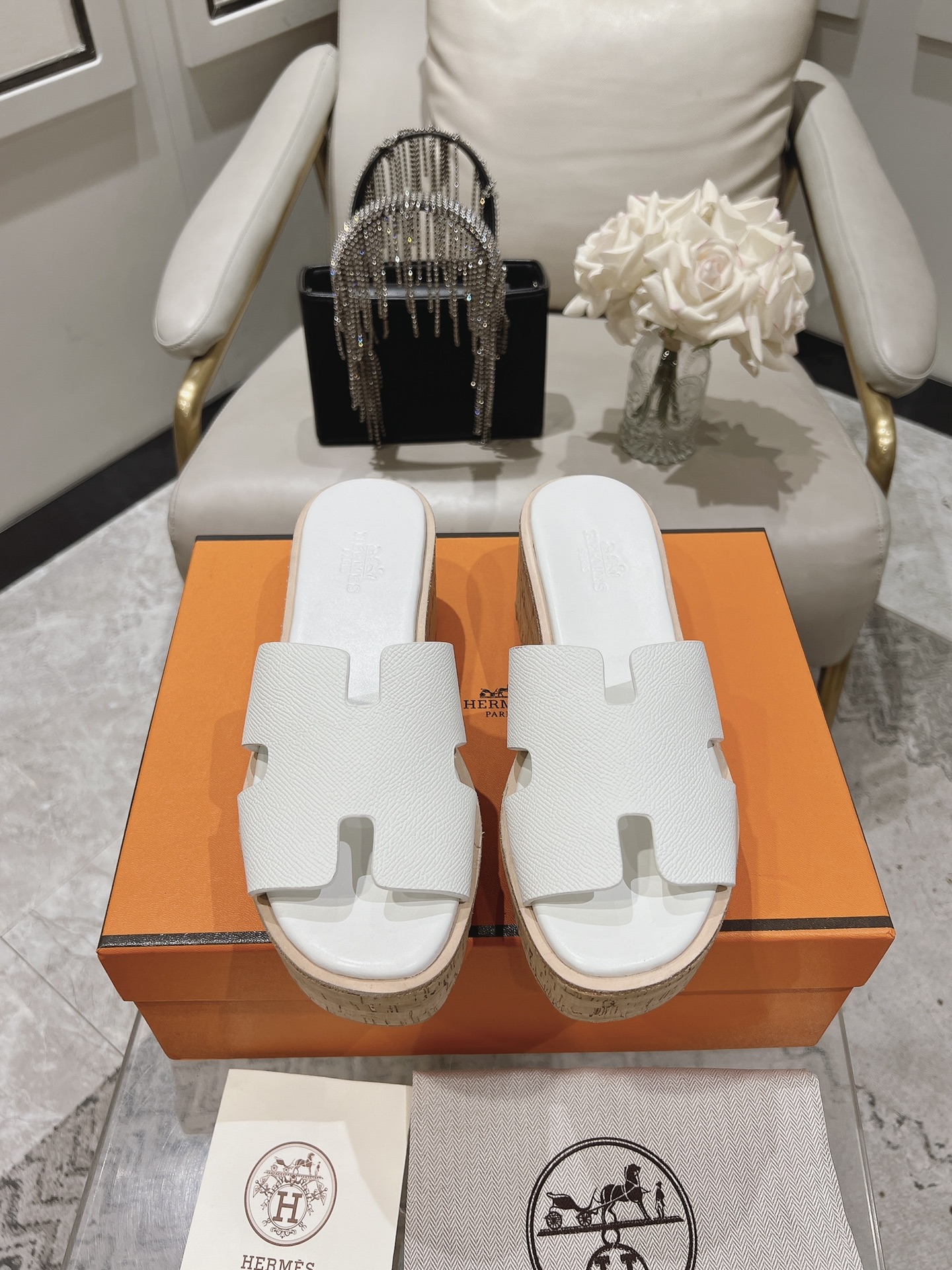 HERMES 00179 Hermes White Leather Eze Wedge Sandals Size