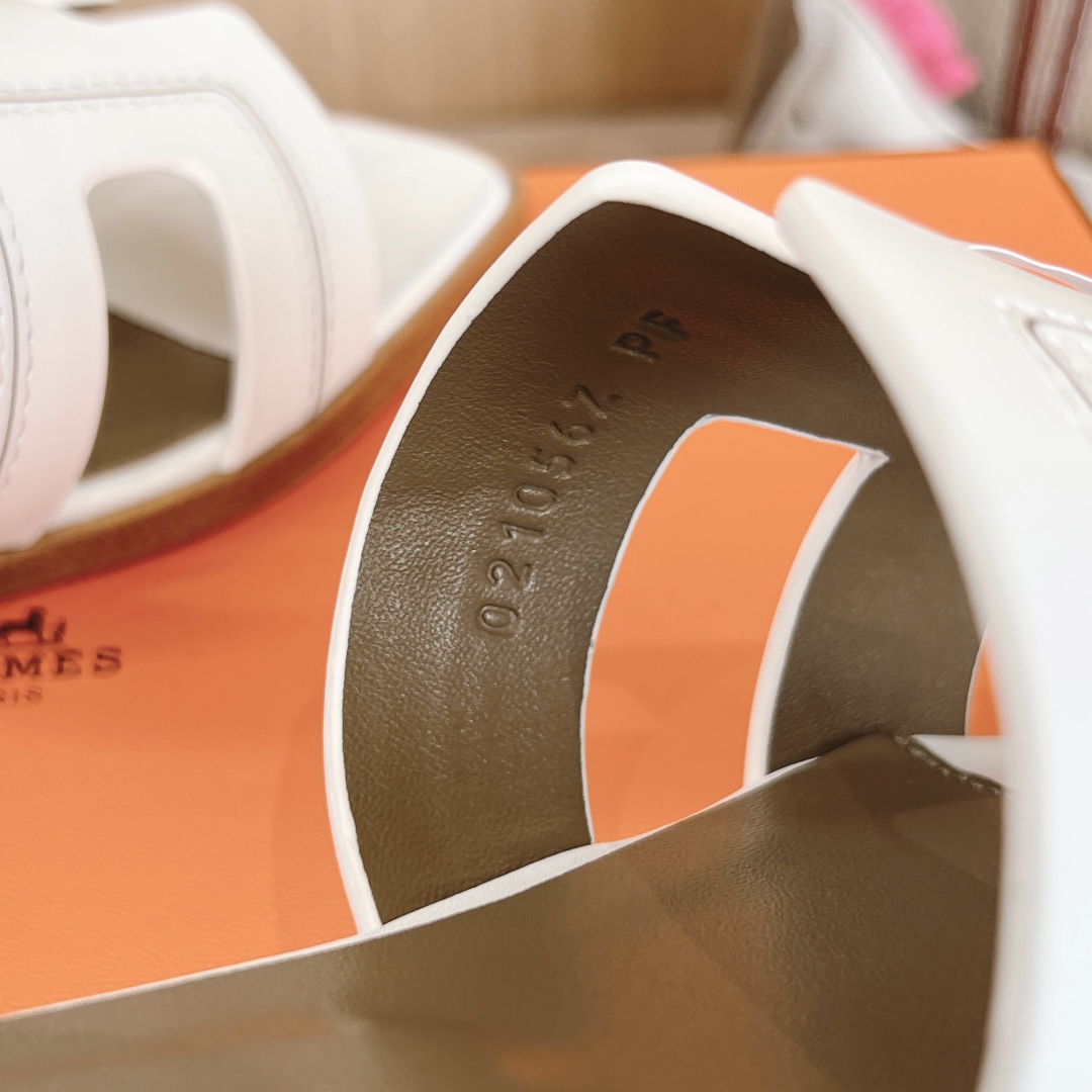 HERMES 00179 HERMES 00179