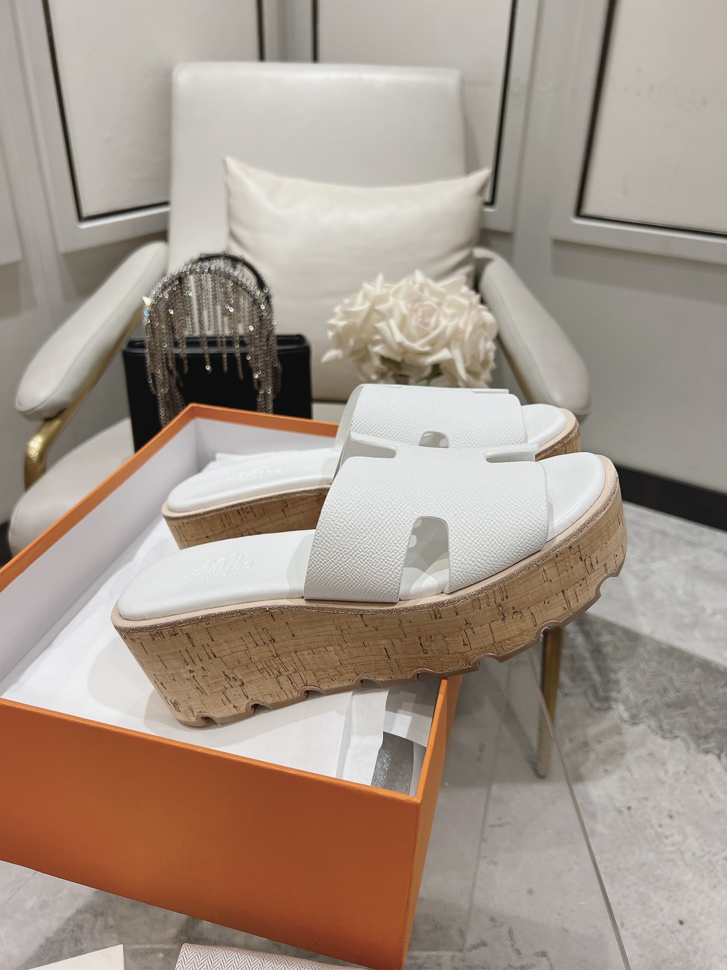 HERMES 00179 Hermes White Leather Eze Wedge Sandals Size