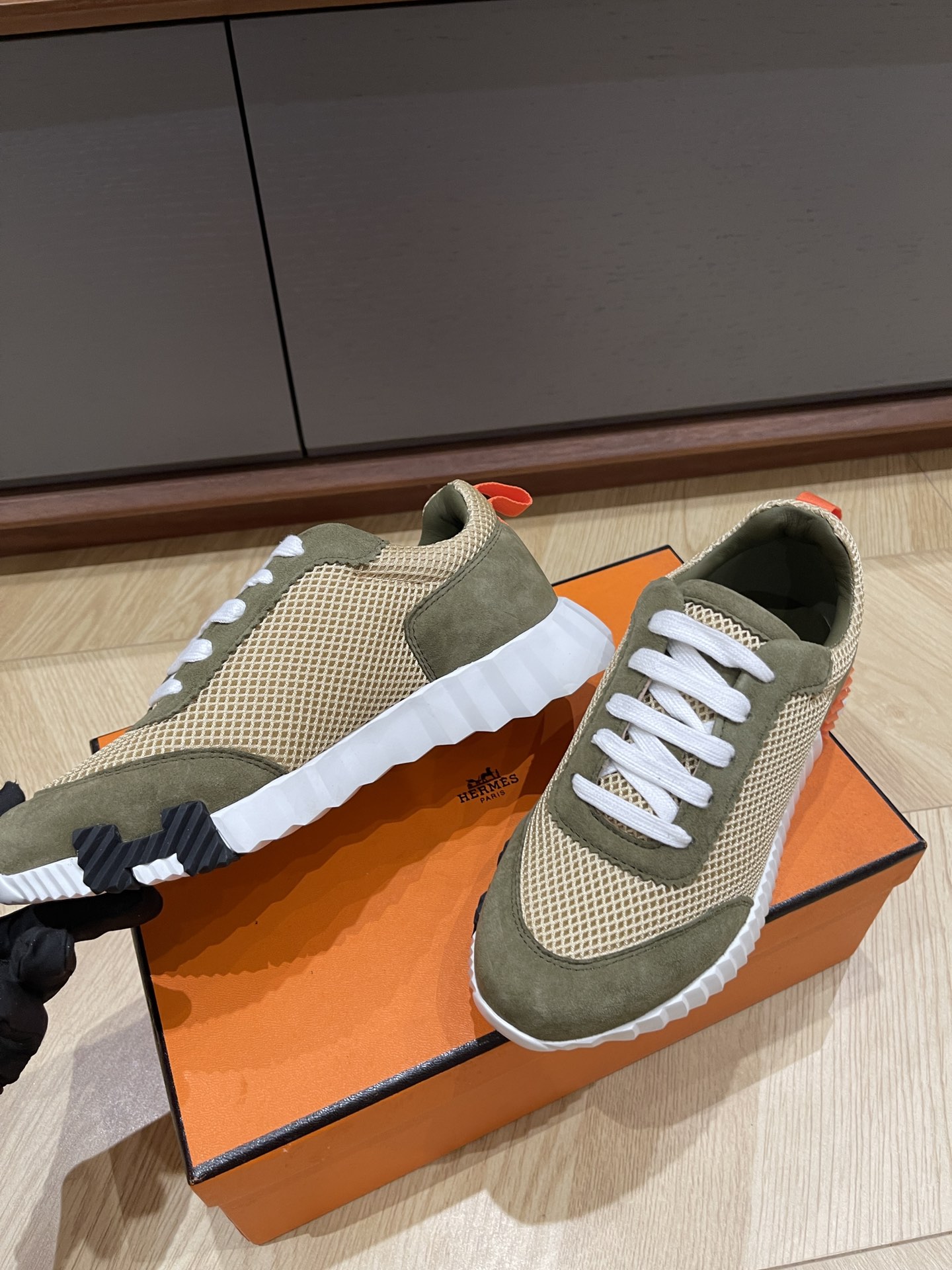 HERMES 00189 HERMES 00189