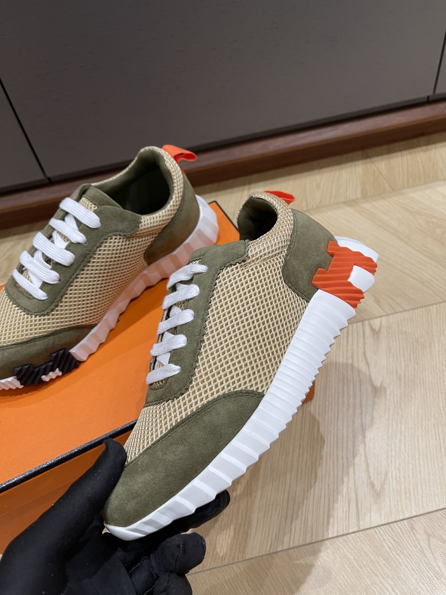 HERMES 00189 HERMES 00189
