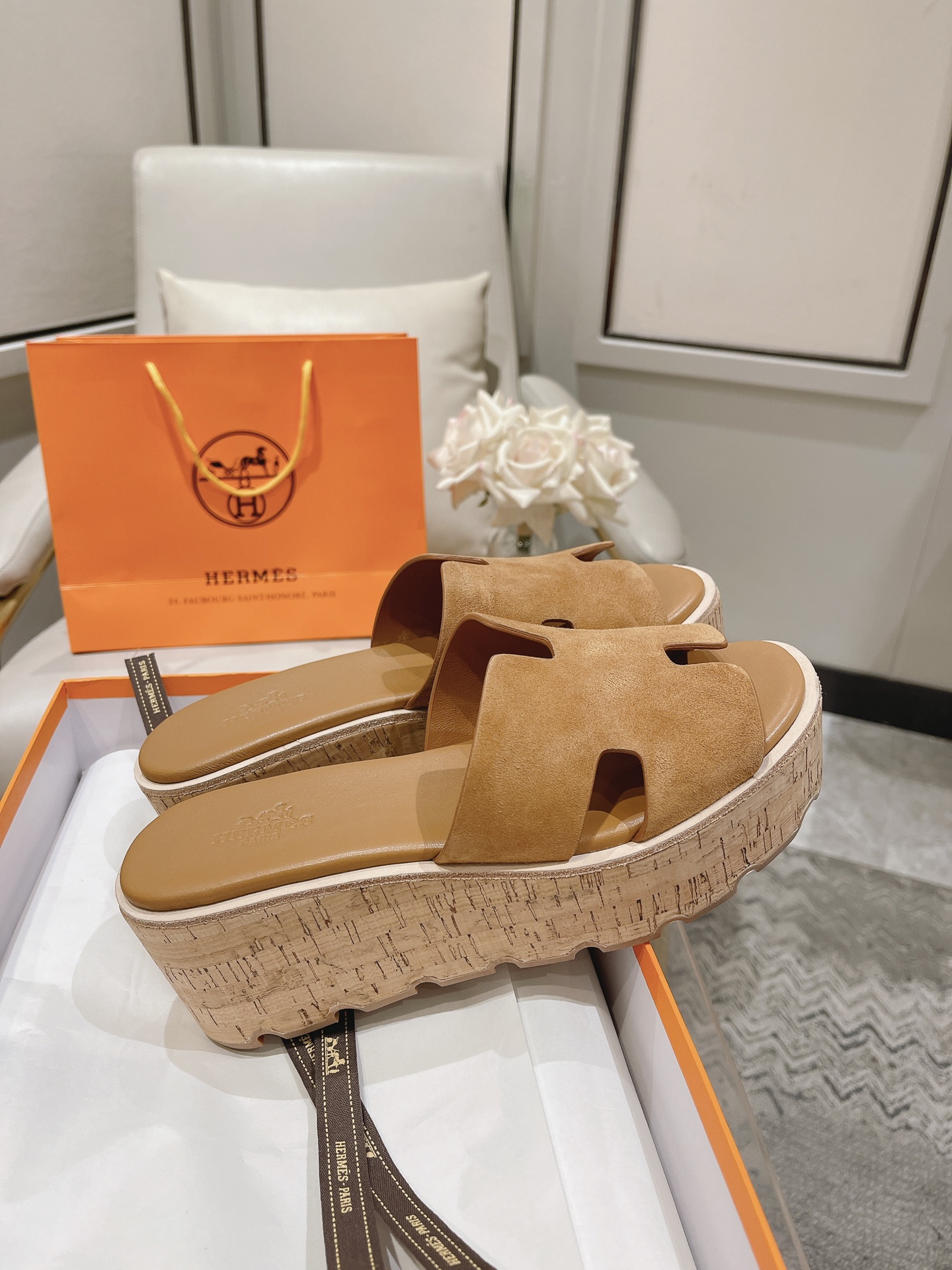 Hermès Eze 30 Leather Sandal Brown | Women’s