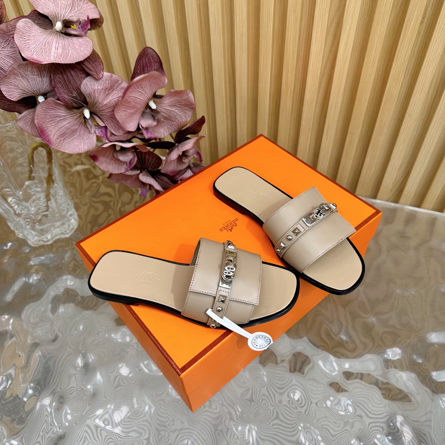 HERMES 00199
