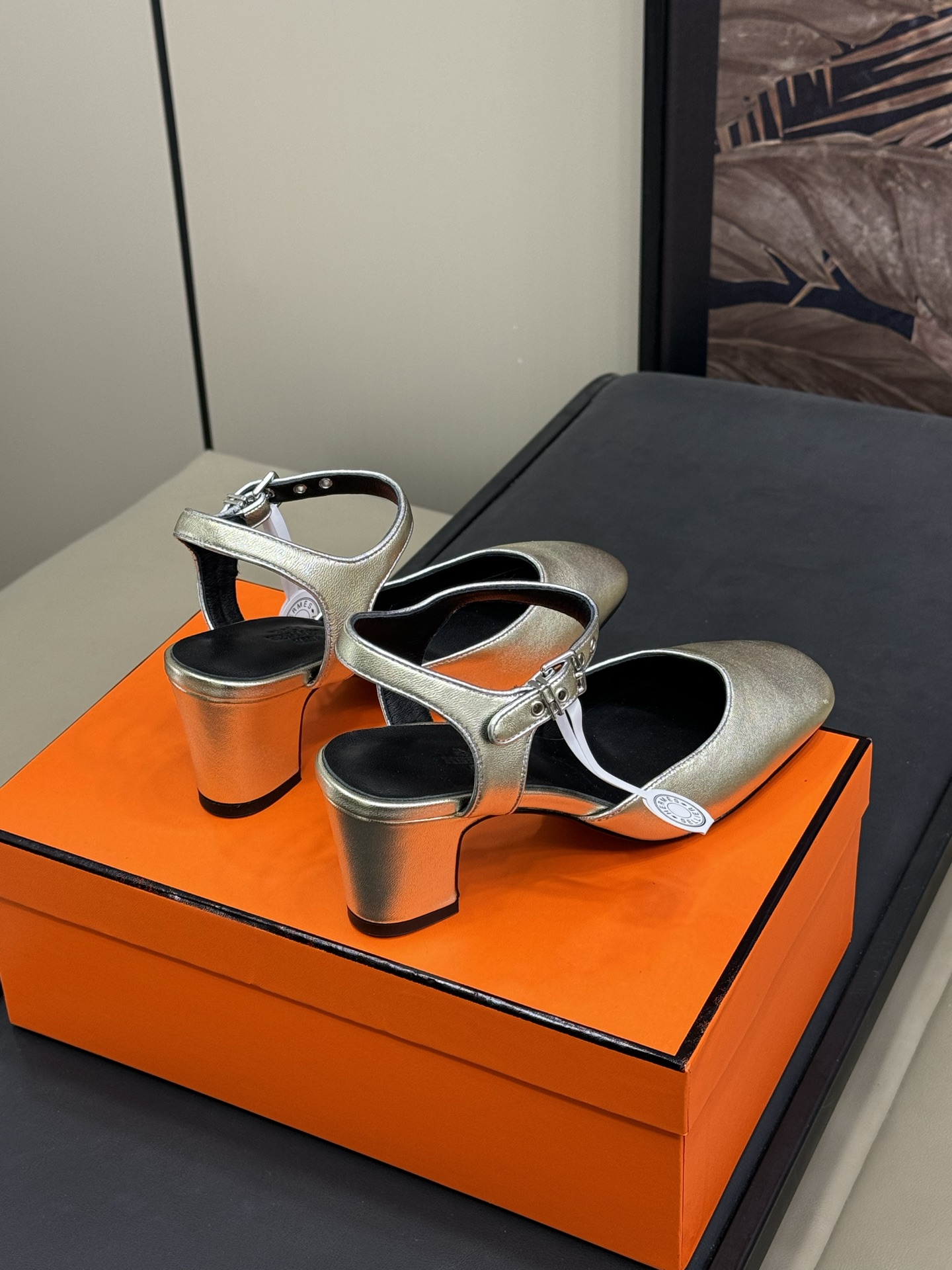 HERMES 00199