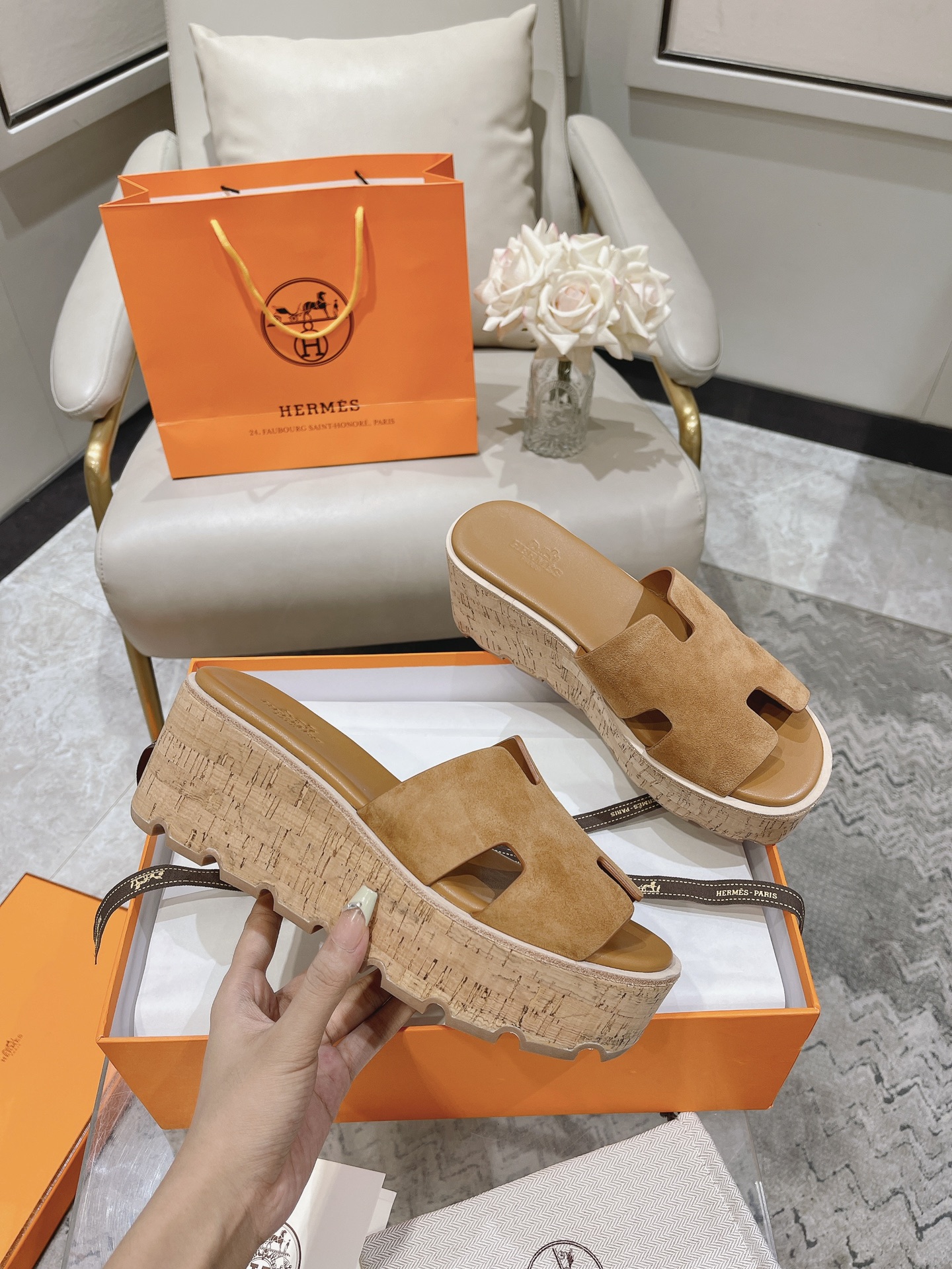 Hermès Eze 30 Leather Sandal Brown | Women’s