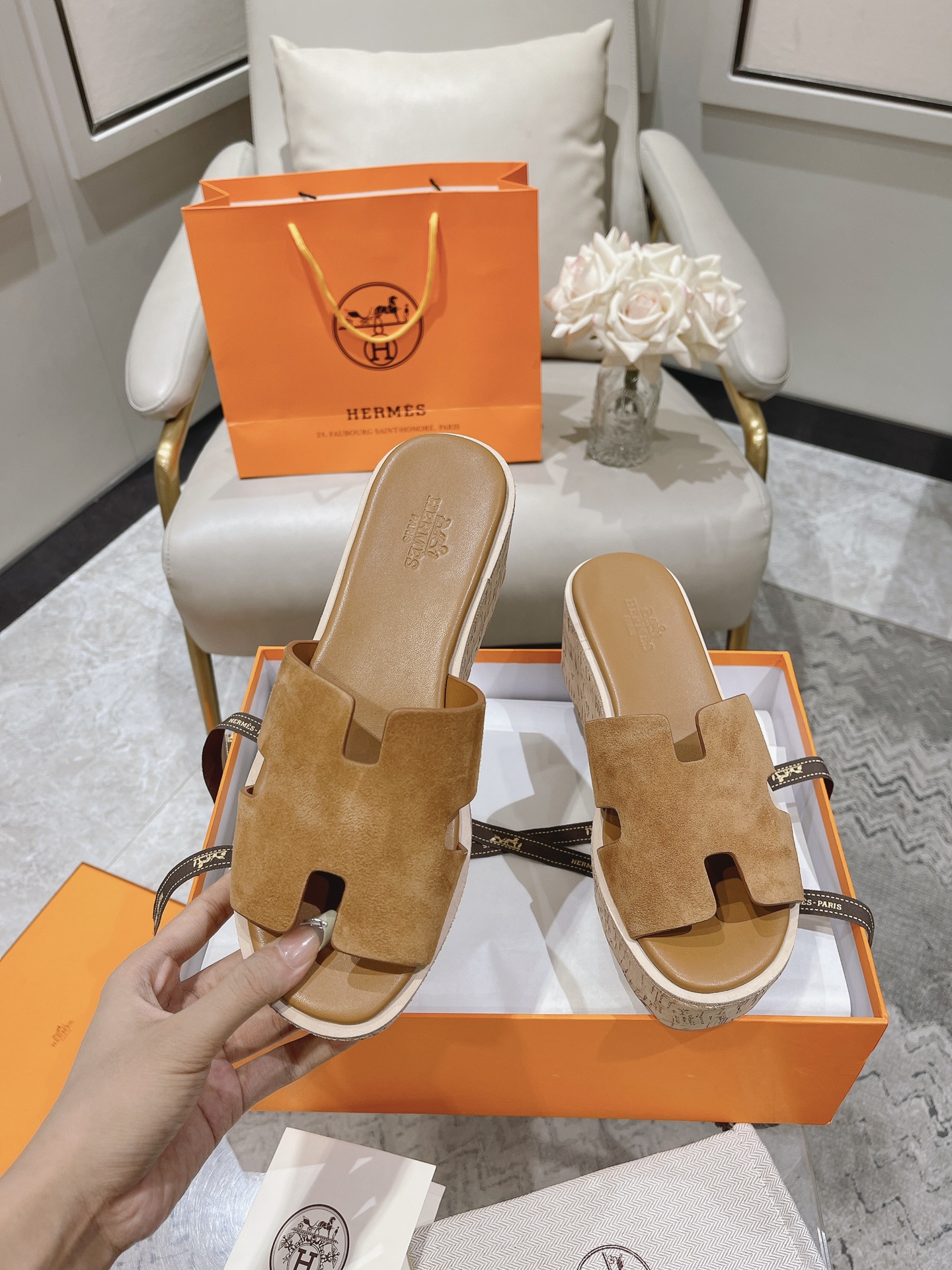 Hermès Eze 30 Leather Sandal Brown | Women’s