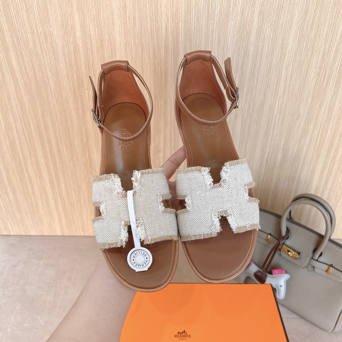 HERMES 00199