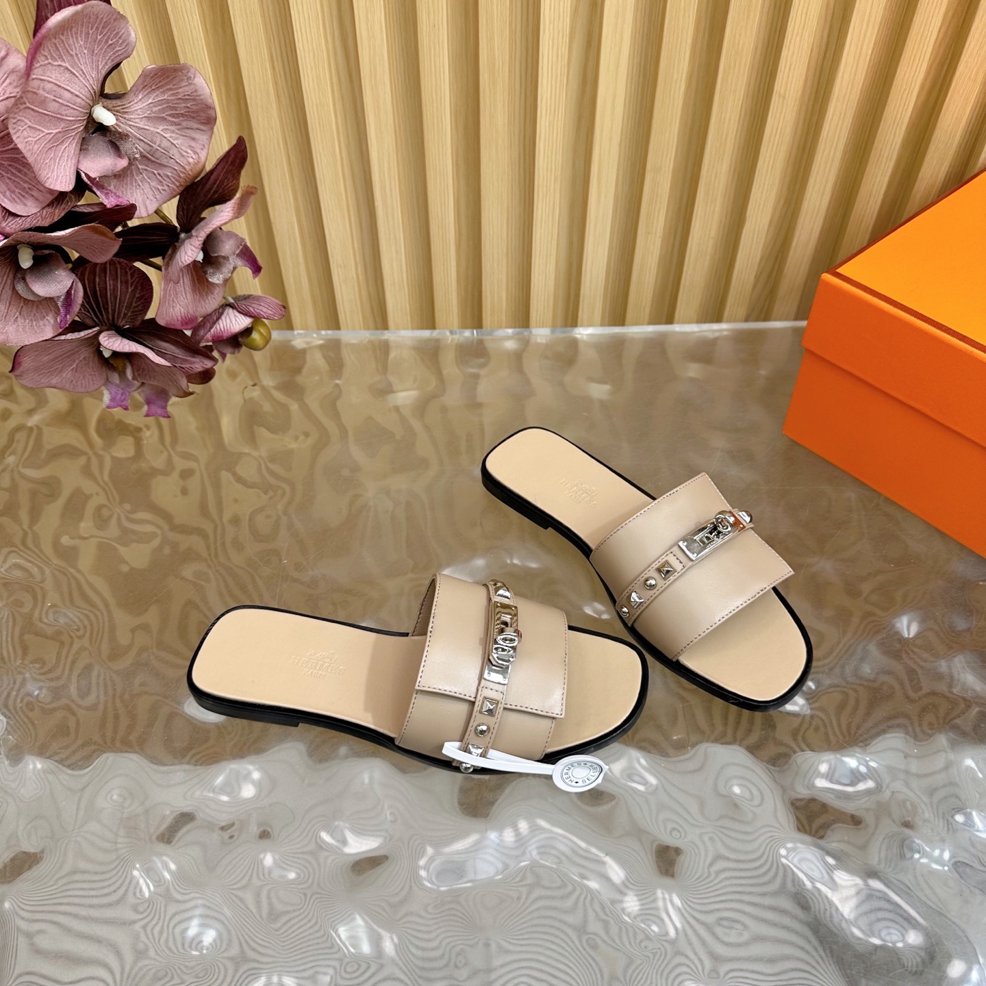 HERMES 00199
