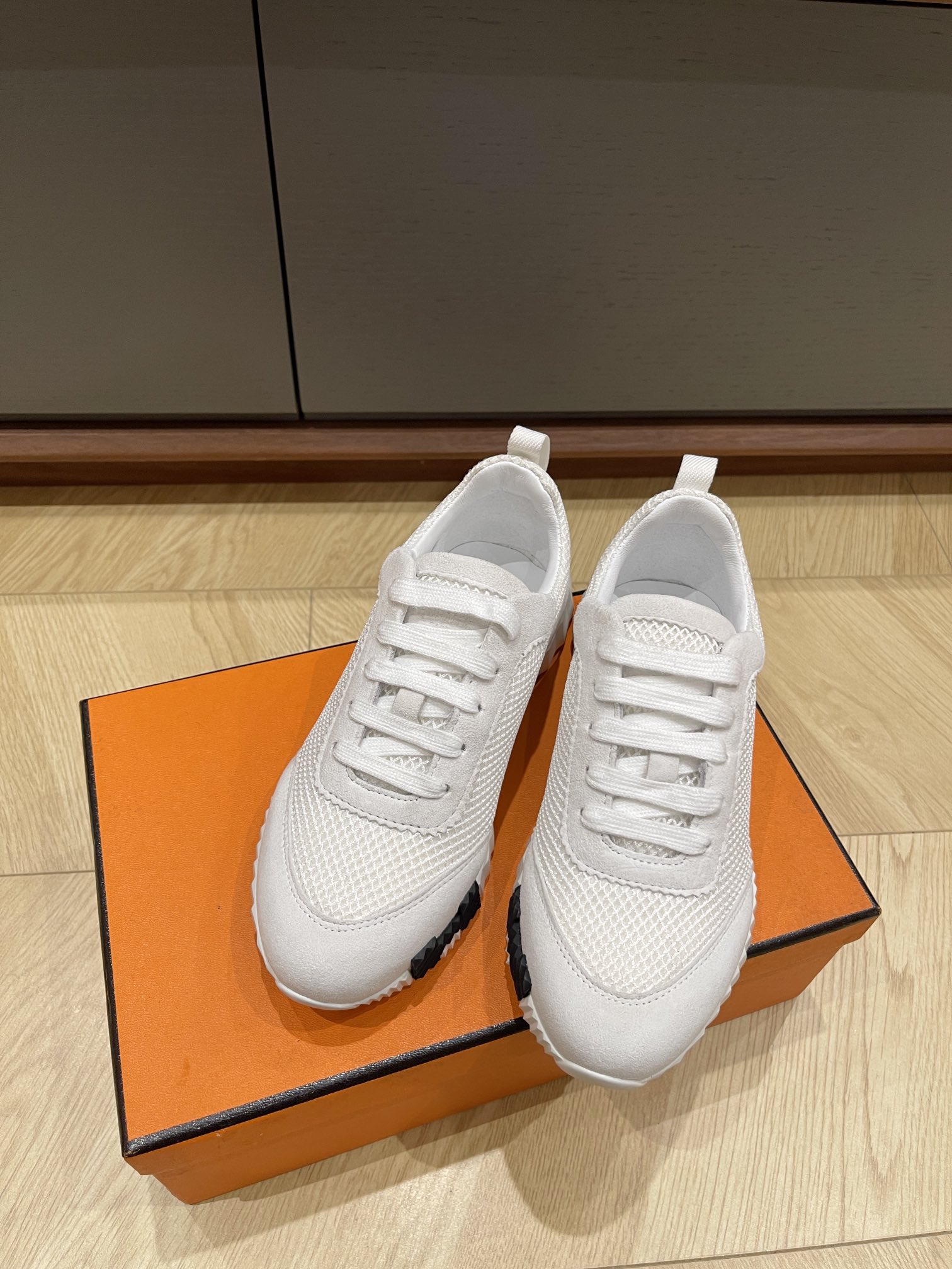 HERMES 00199