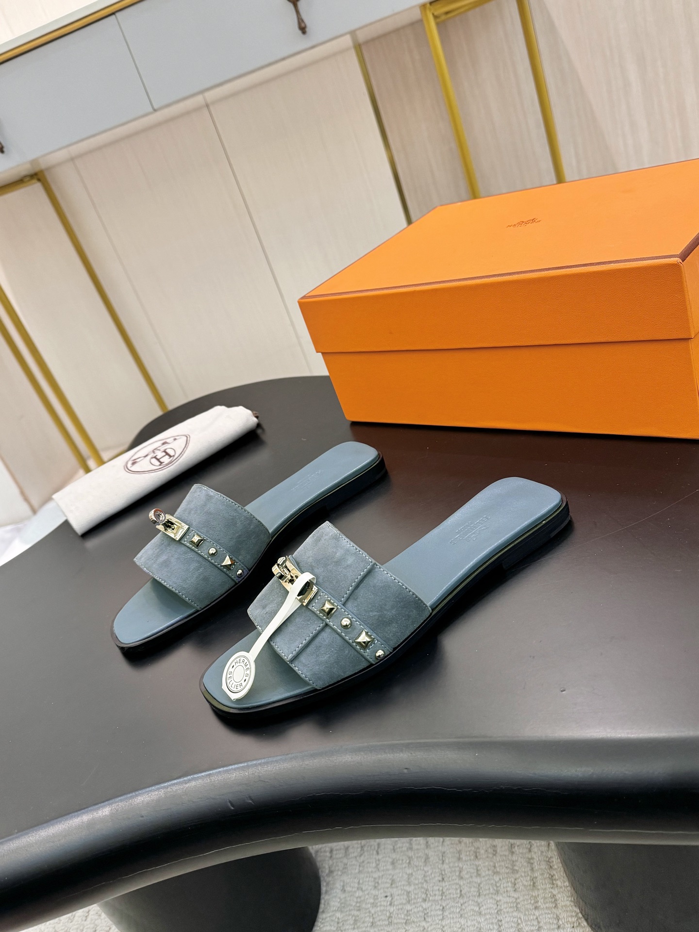 HERMES  00199