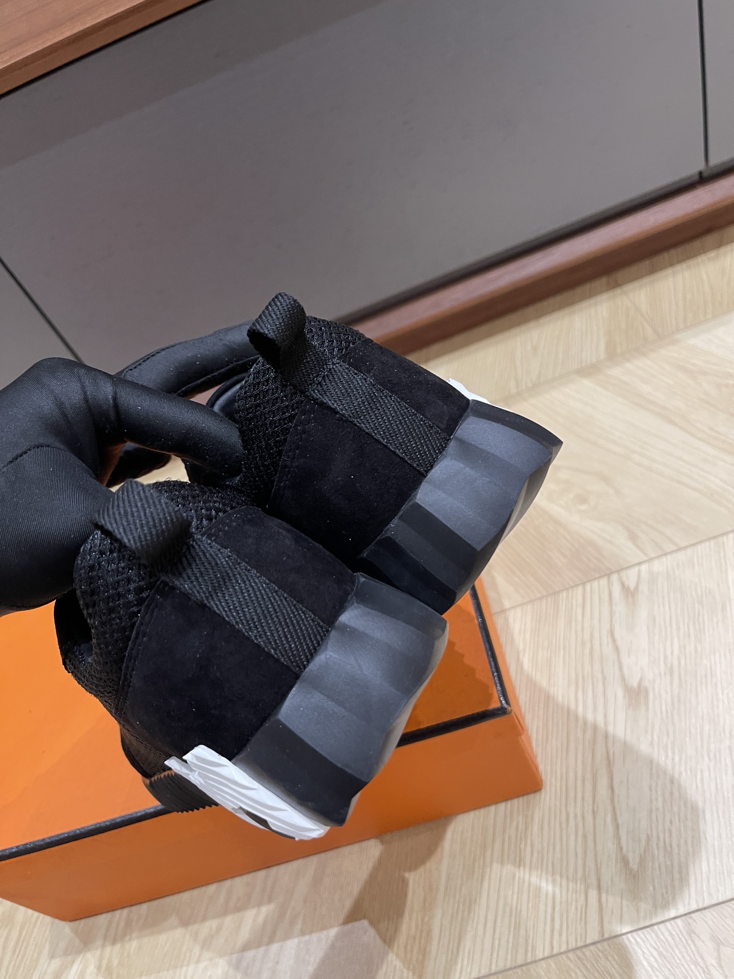 HERMES 00208
