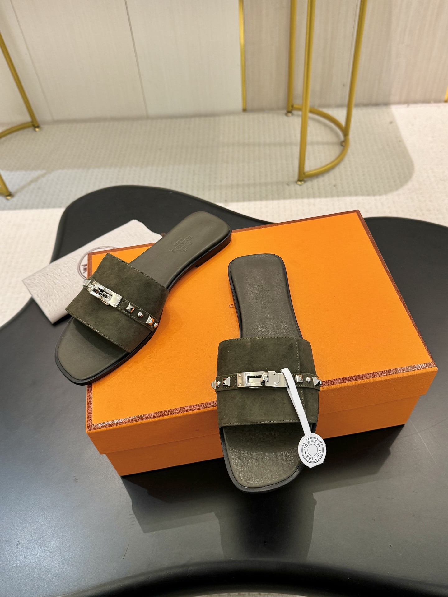 HERMES  00209