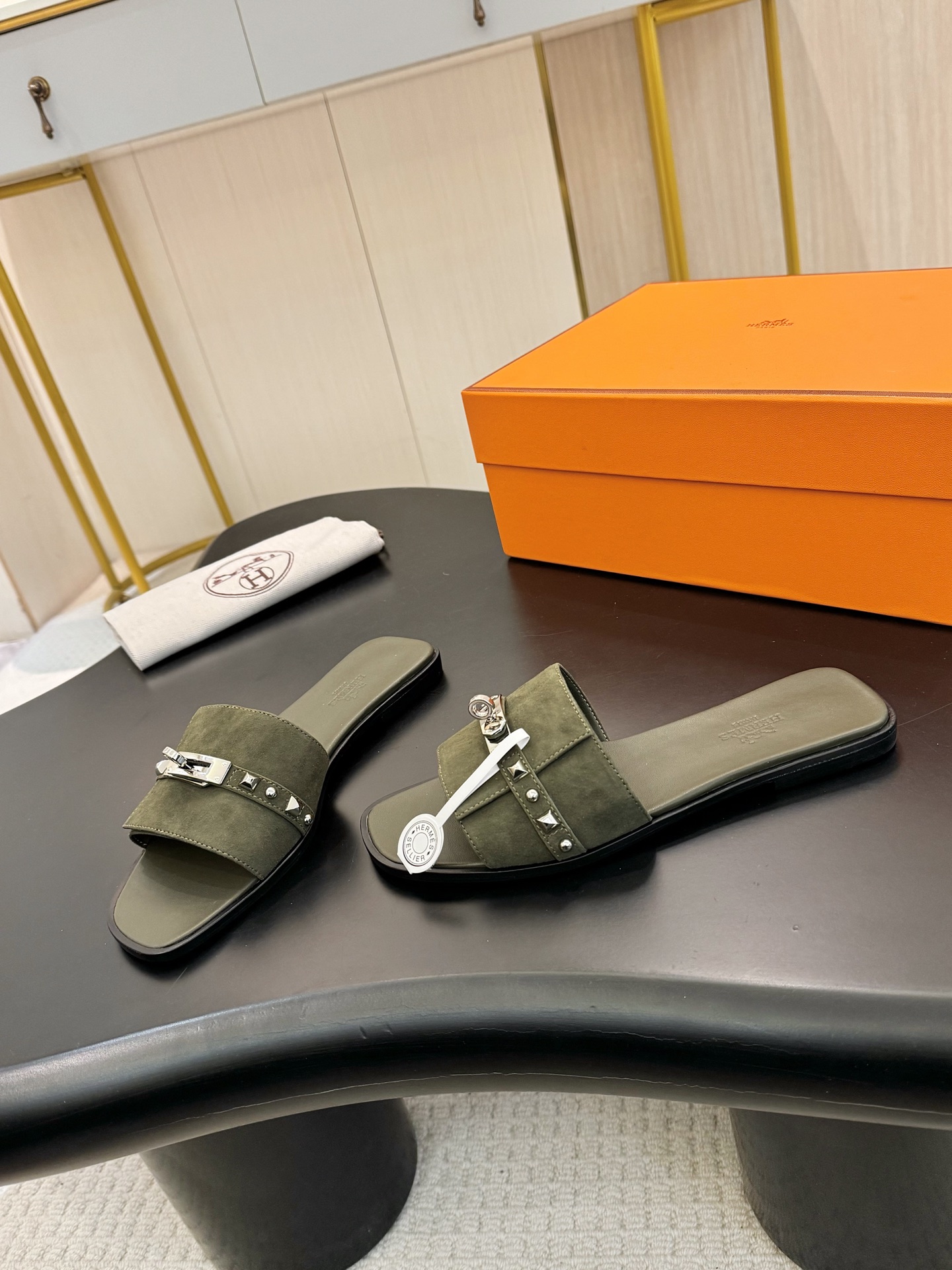HERMES  00209