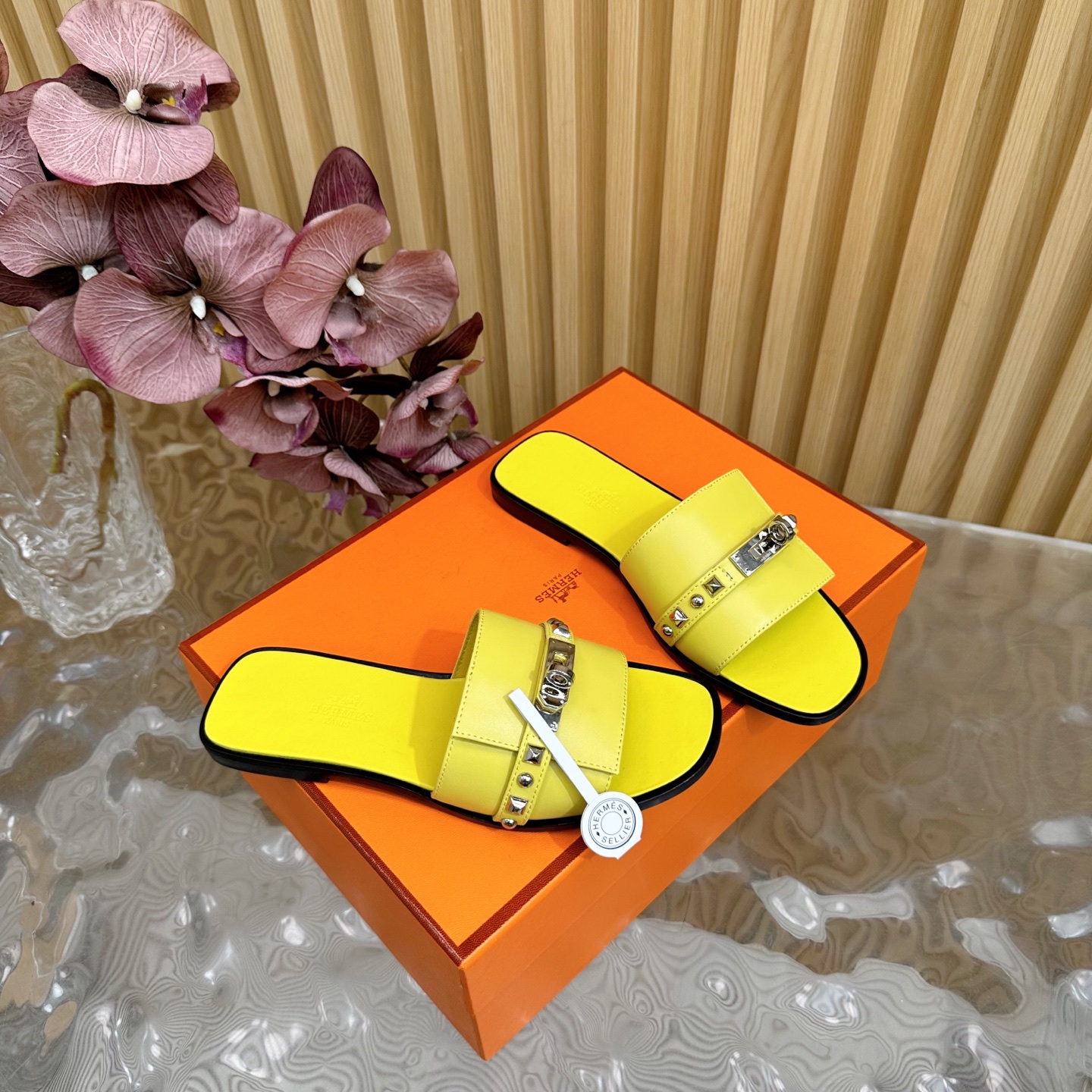 HERMES 00209
