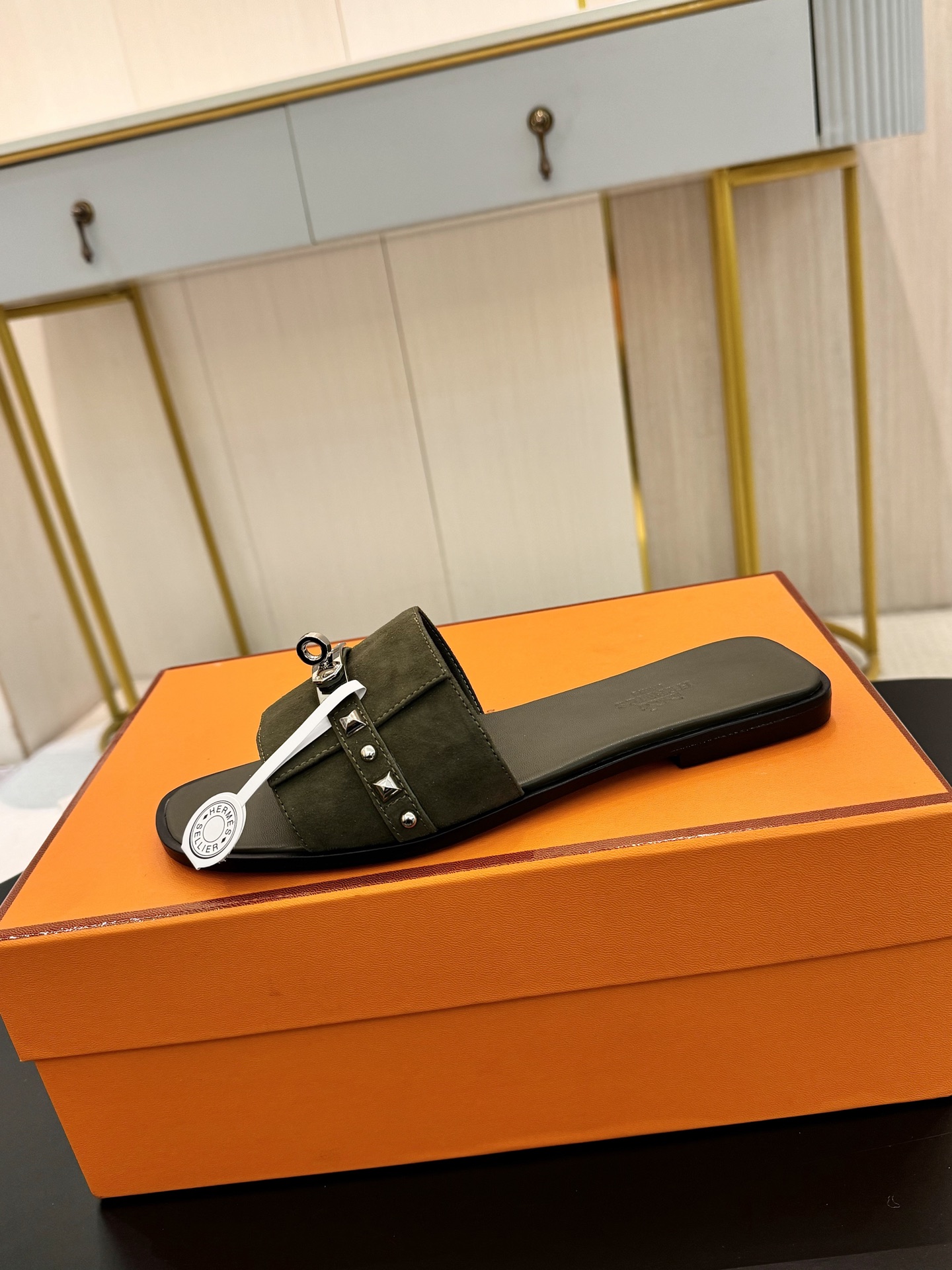 HERMES  00209