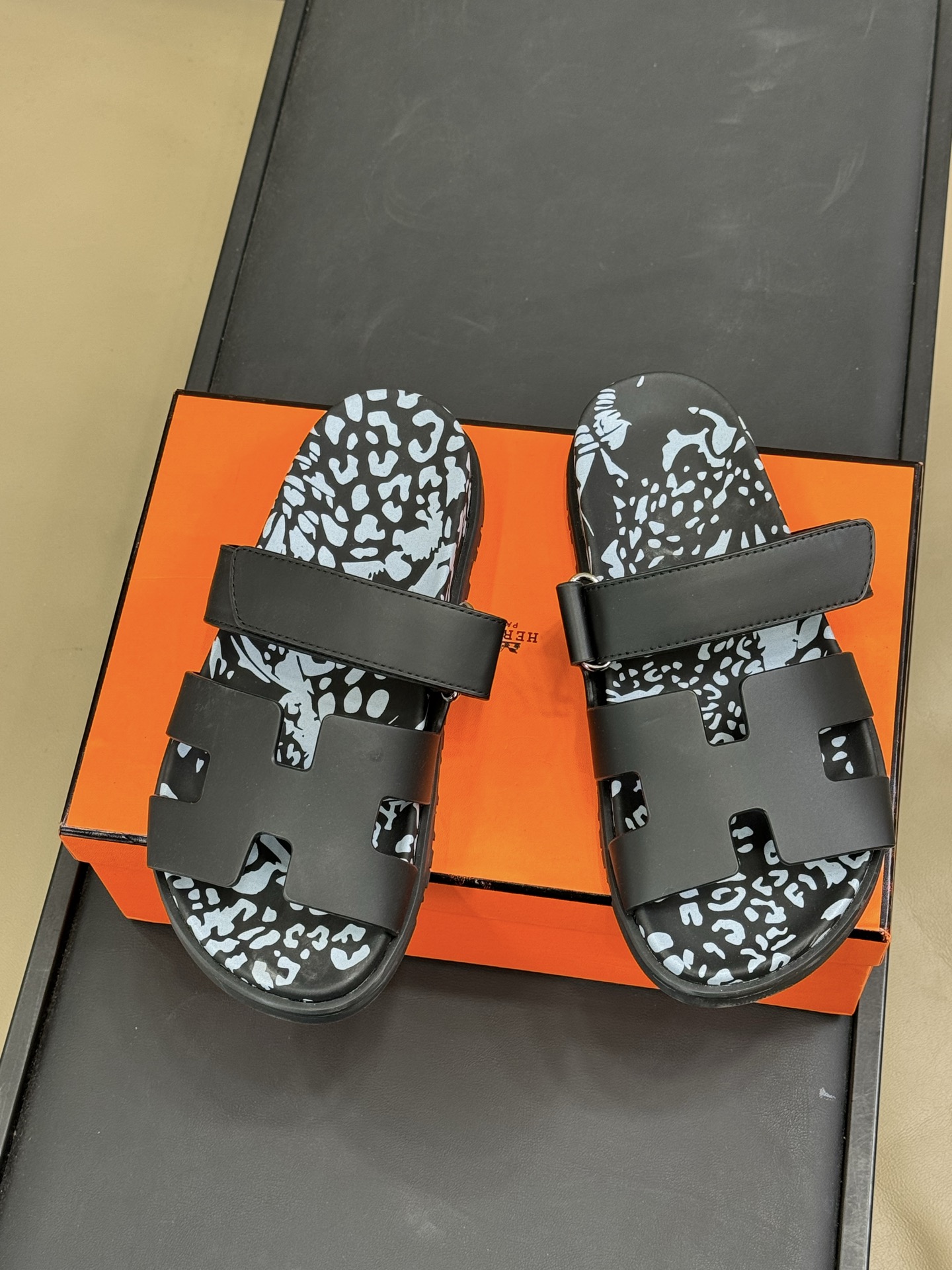 HERMES 00219