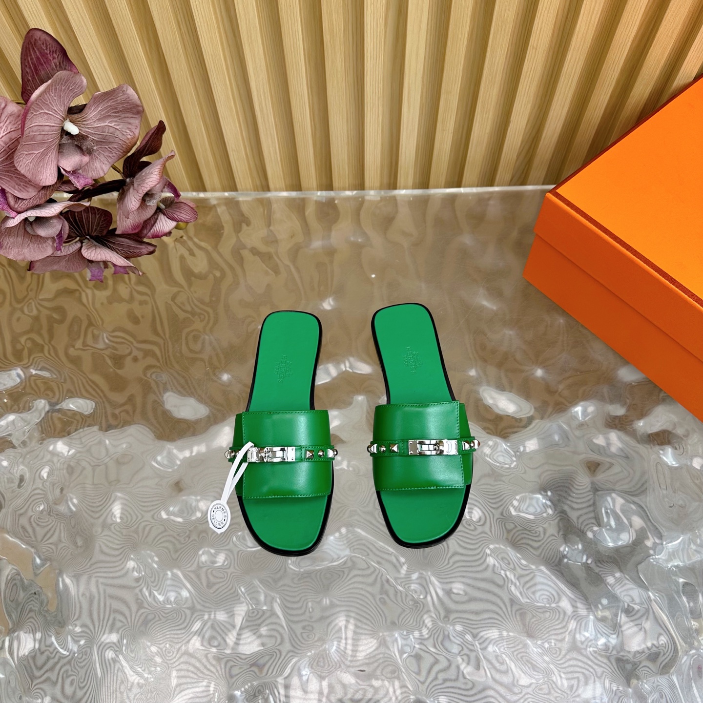 HERMES 00219