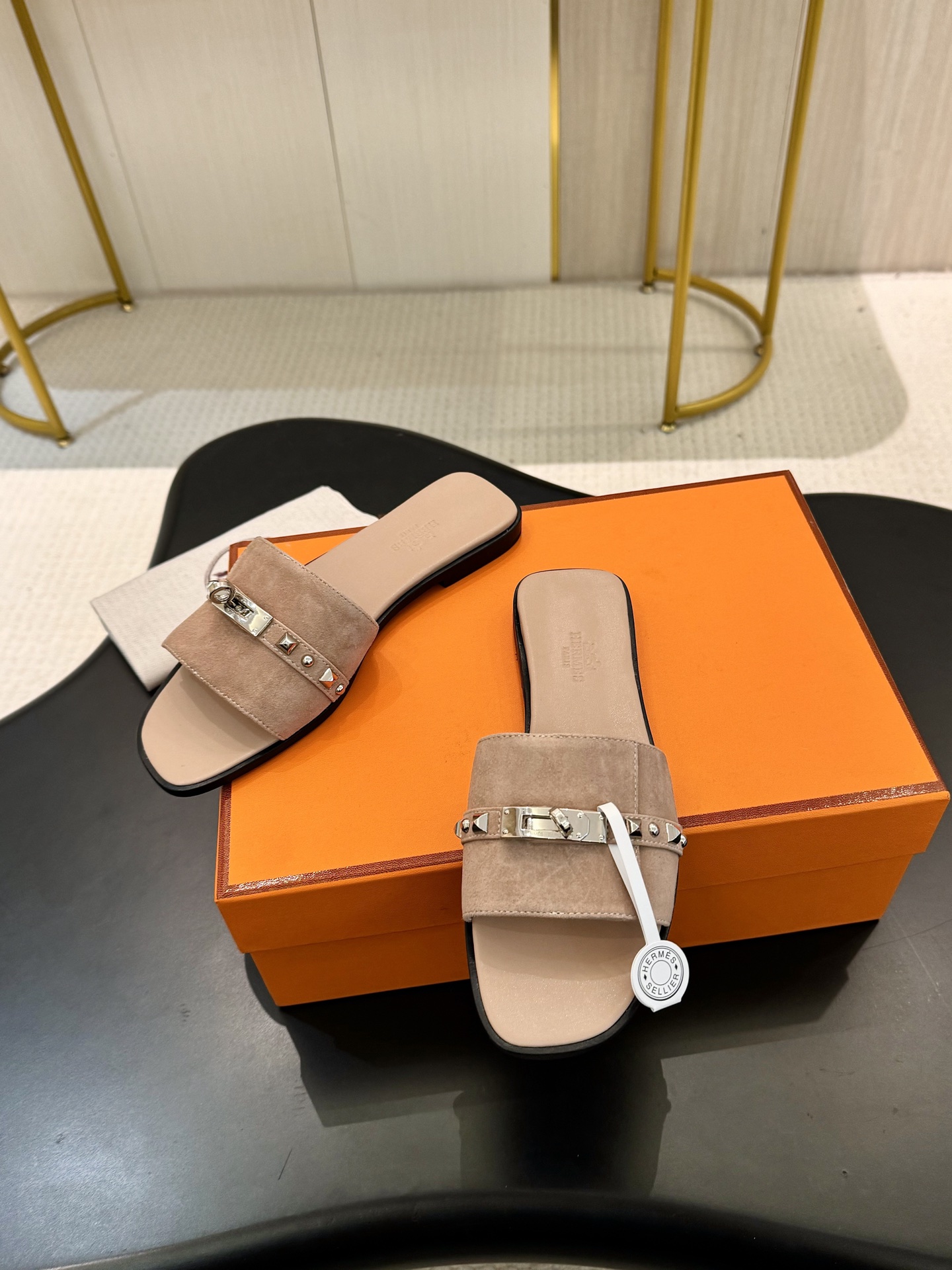 HERMES  00219