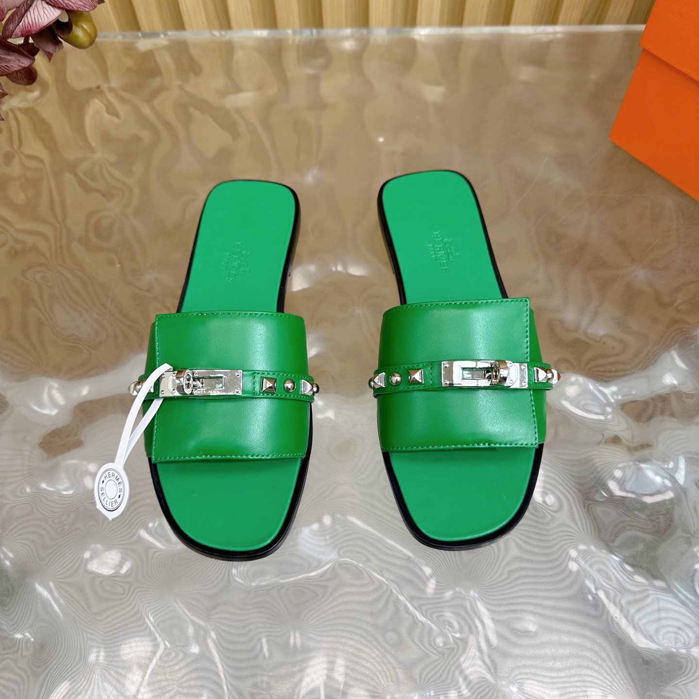 HERMES 00219