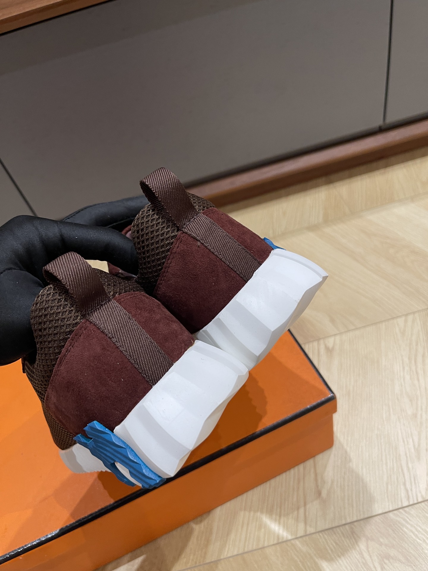 HERMES 00219