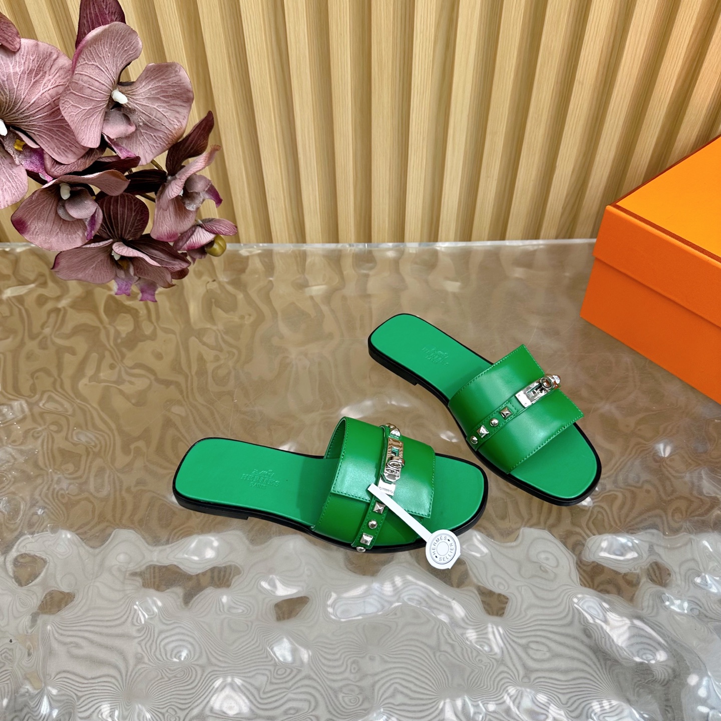 HERMES 00219