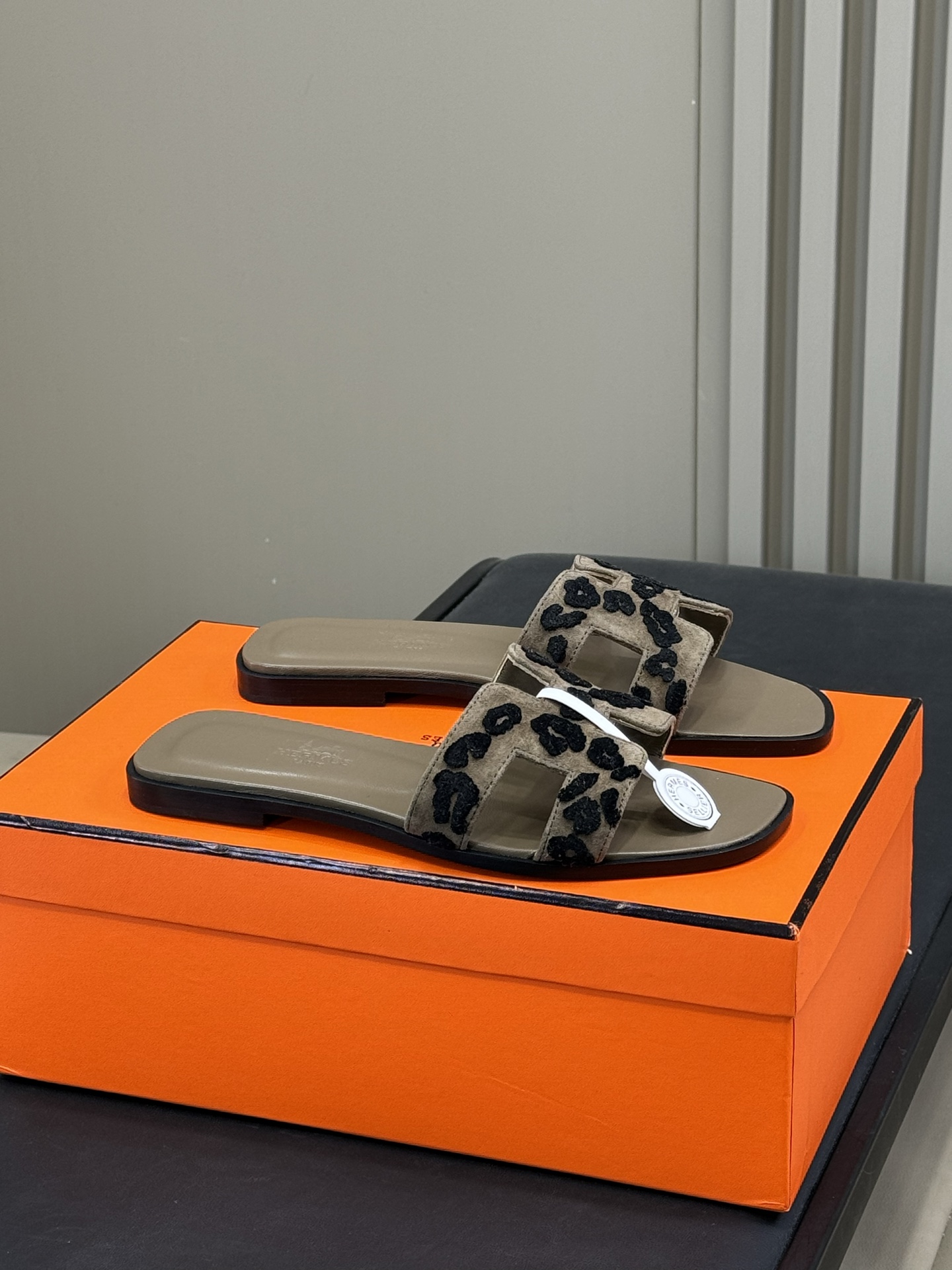 HERMES 00219