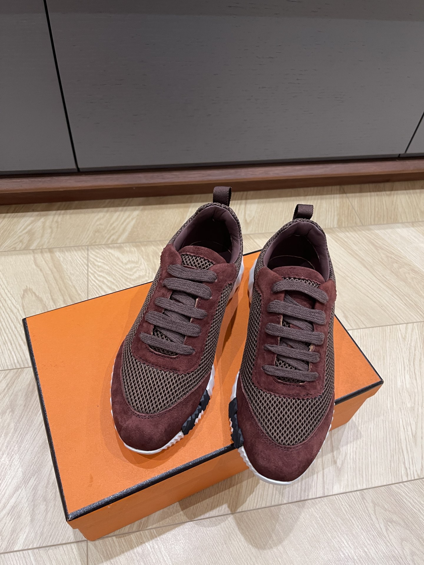 HERMES 00219
