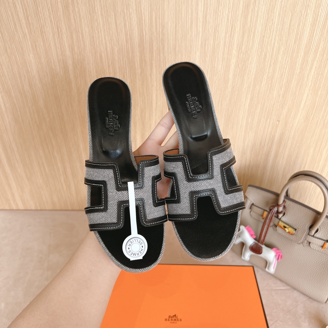 HERMES  00219