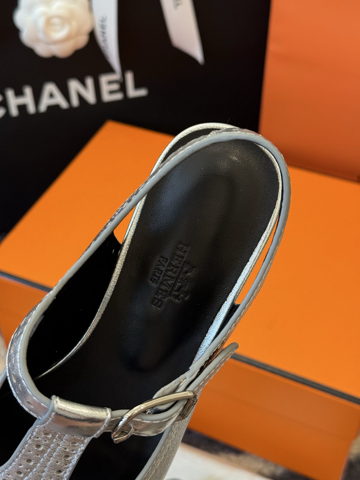 HERMES 00229 HERMES 00229