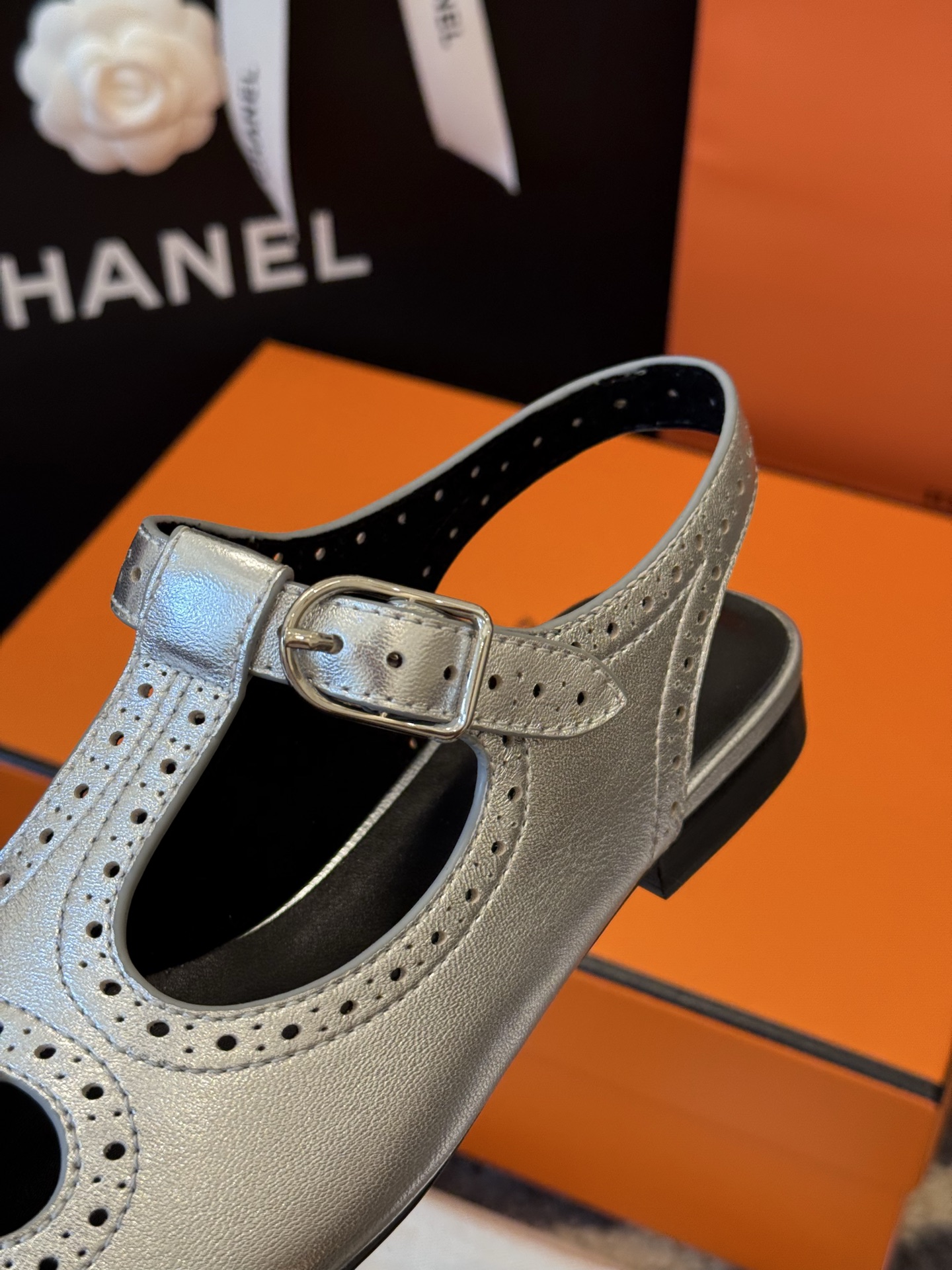 HERMES 00229 HERMES 00229
