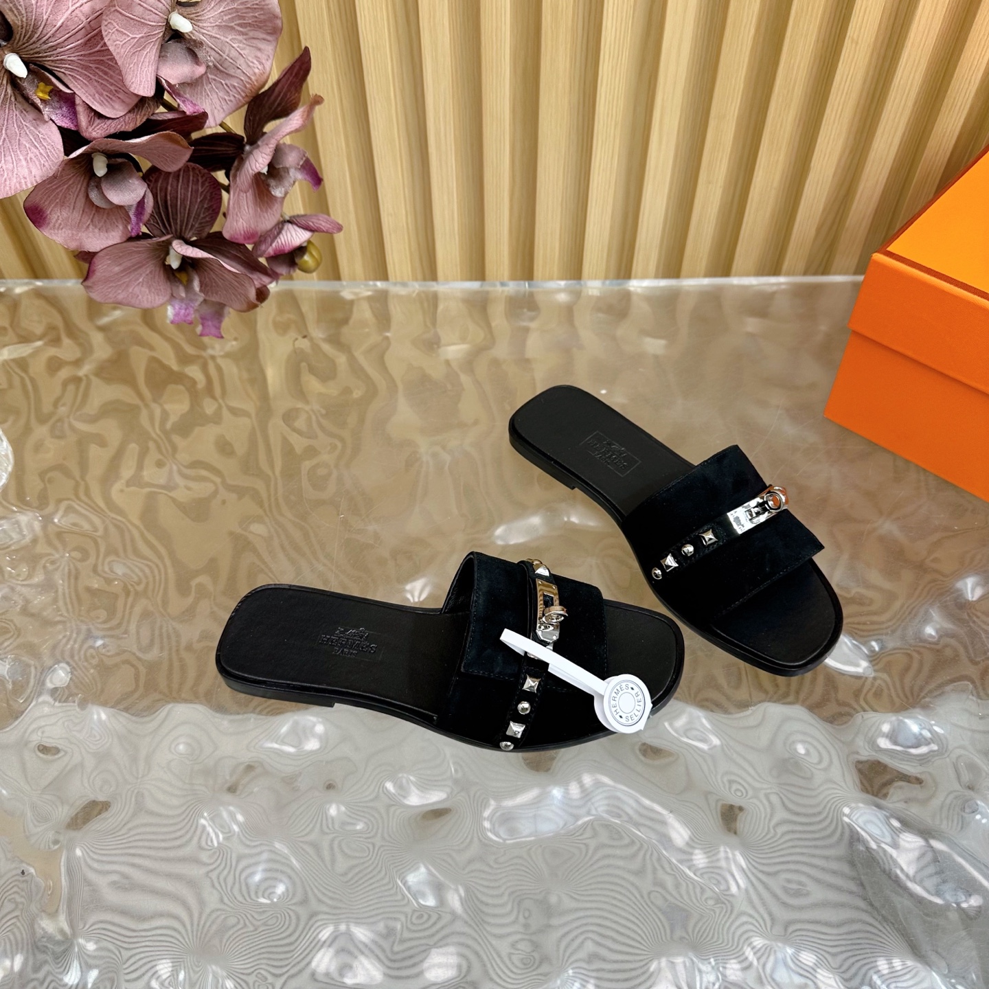 HERMES 00229 HERMES 00229