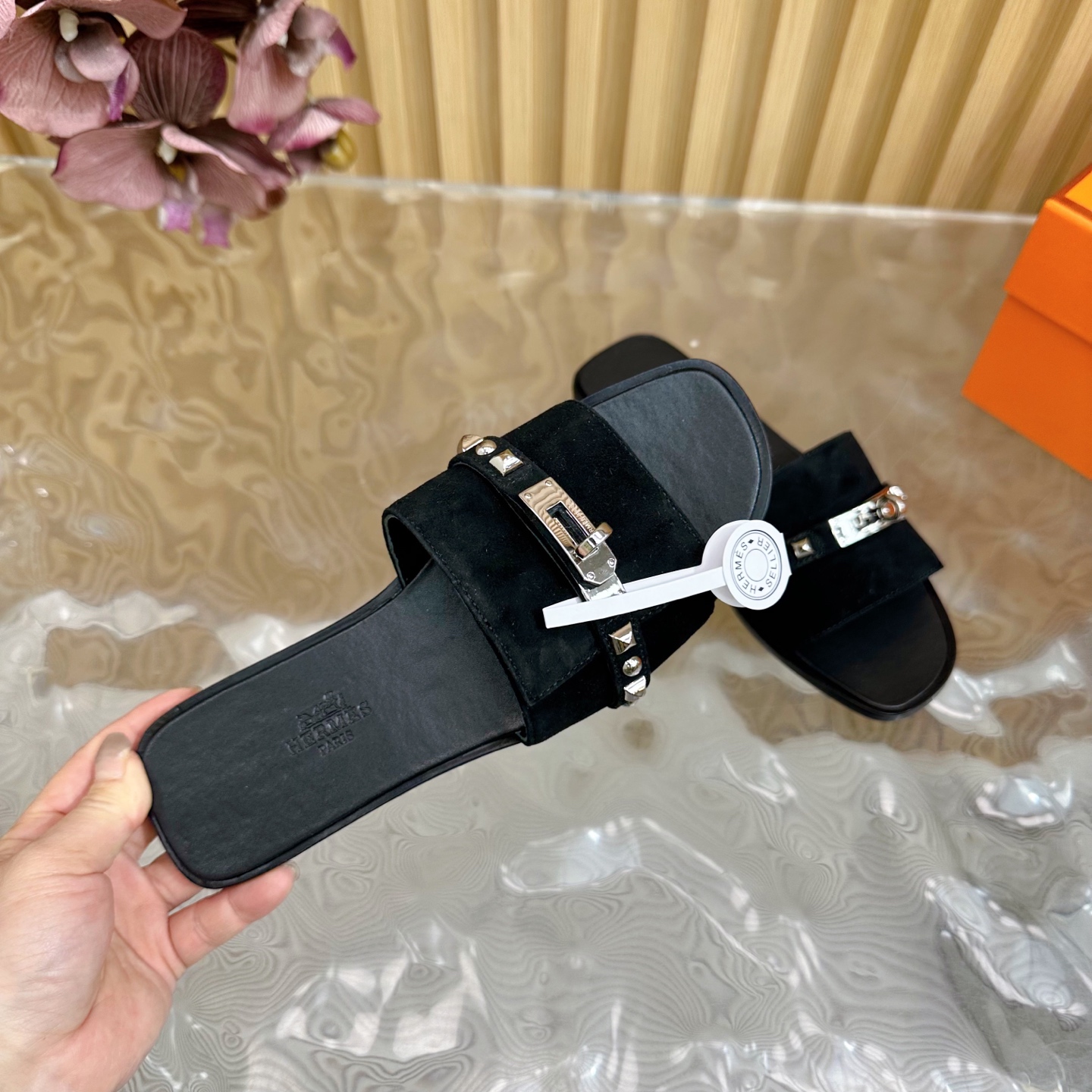 HERMES 00229 HERMES 00229