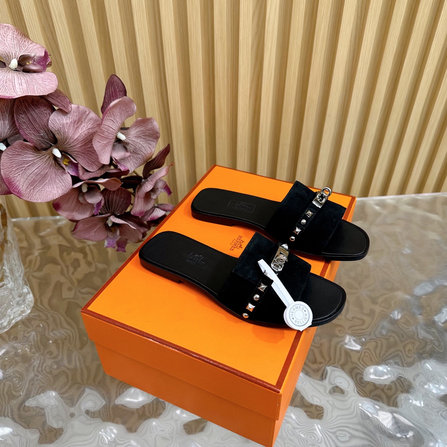 HERMES 00229 HERMES 00229
