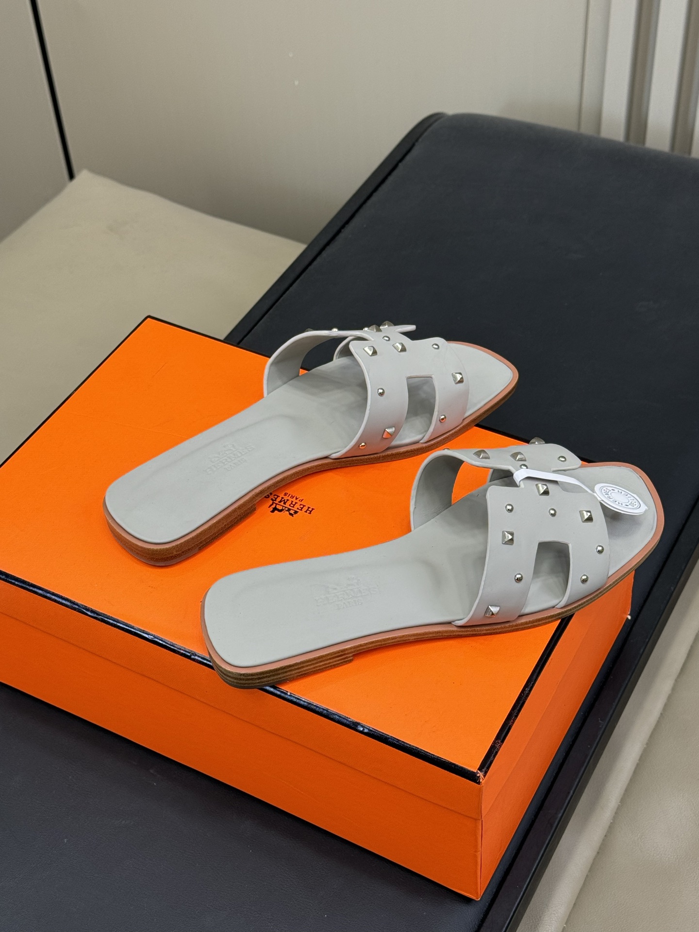 HERMES 00236