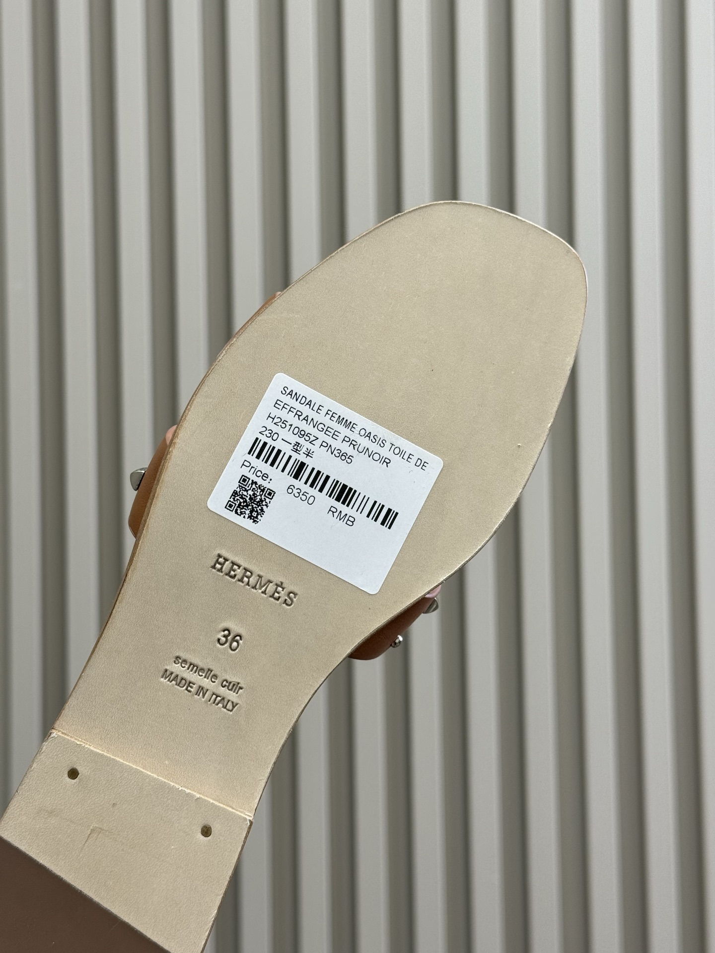 HERMES 00236