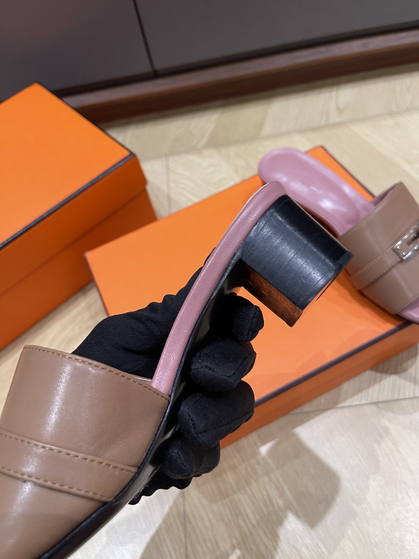 HERMES 00238