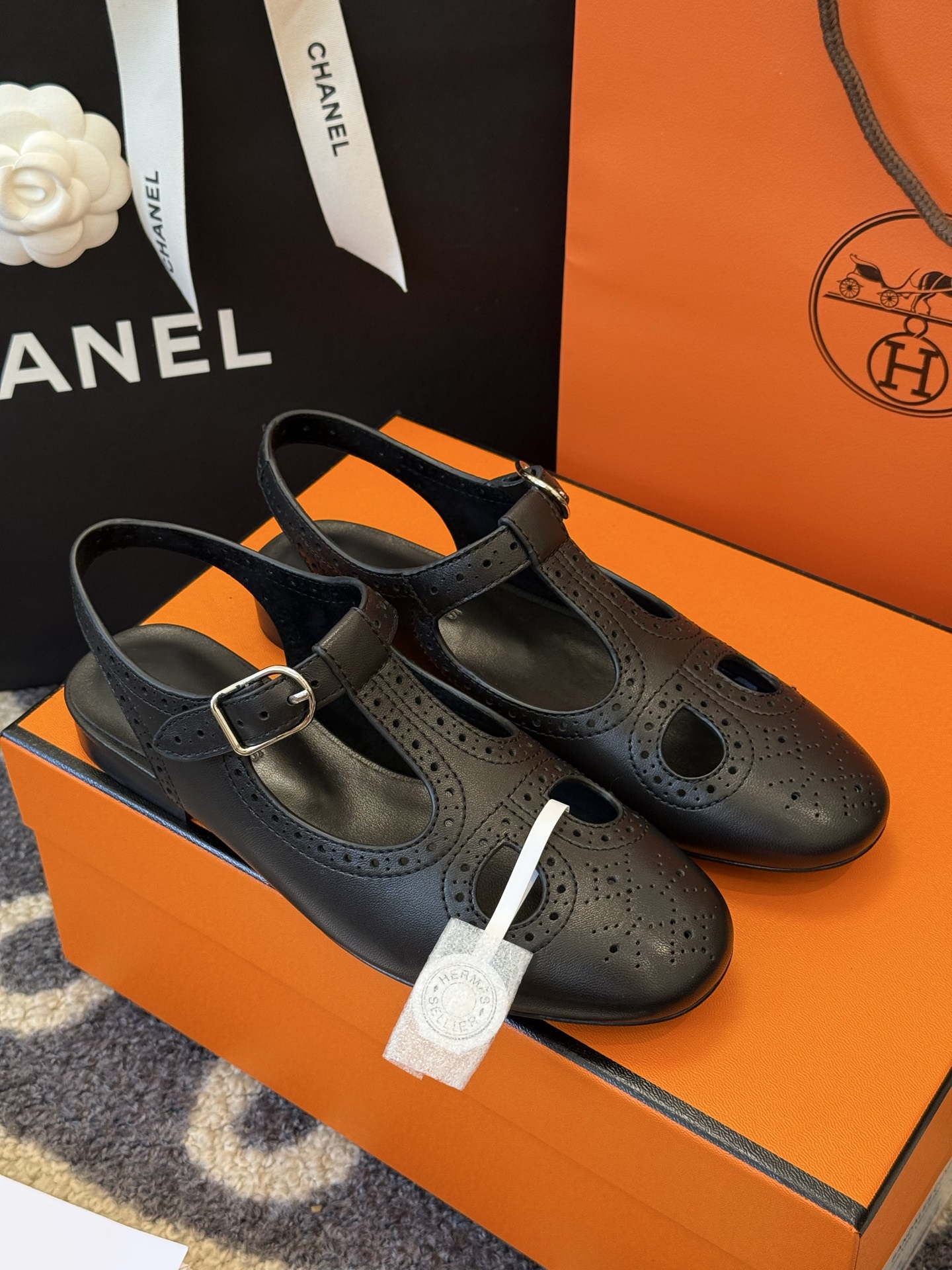 HERMES  00239