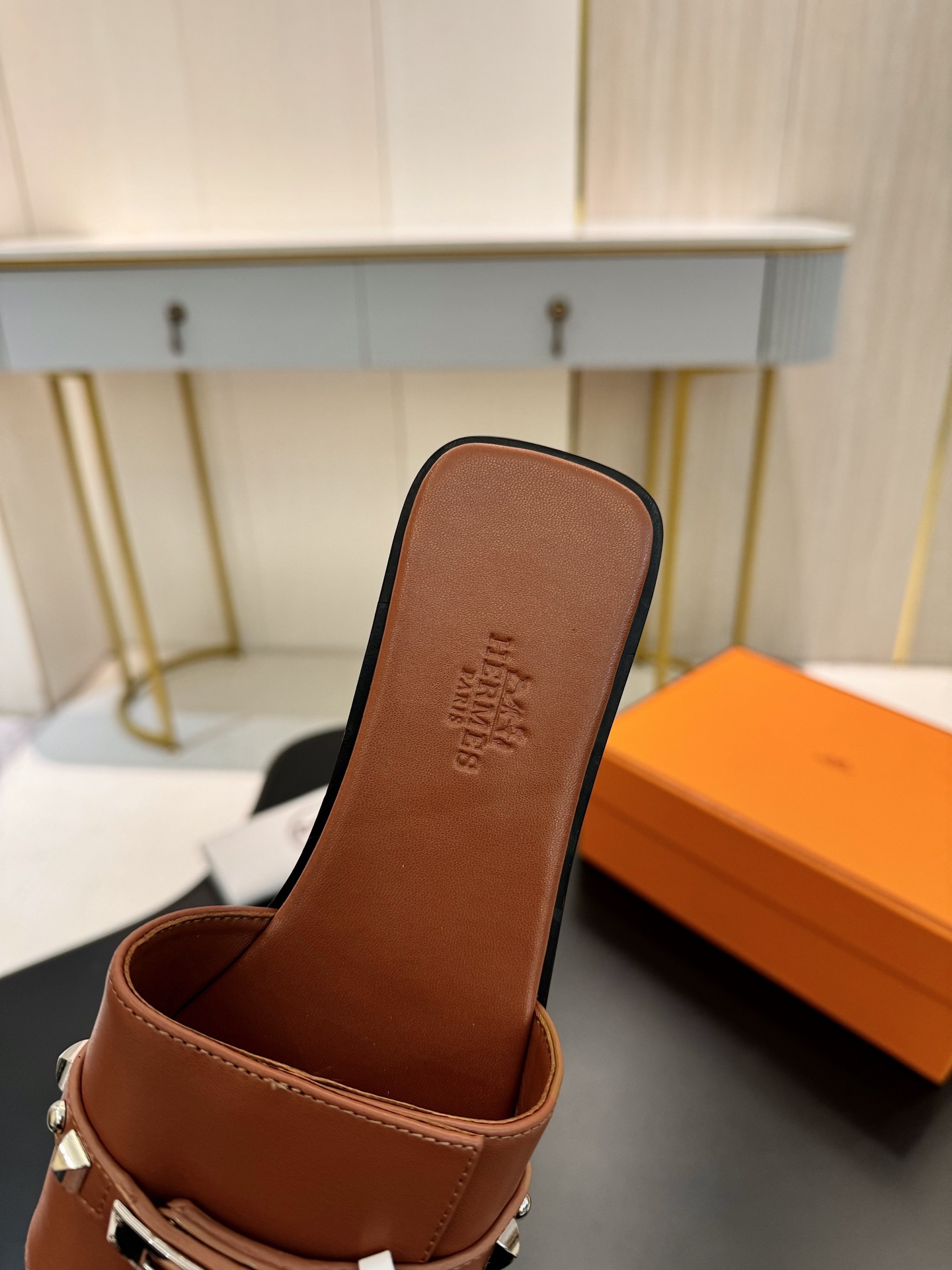 HERMES  00239