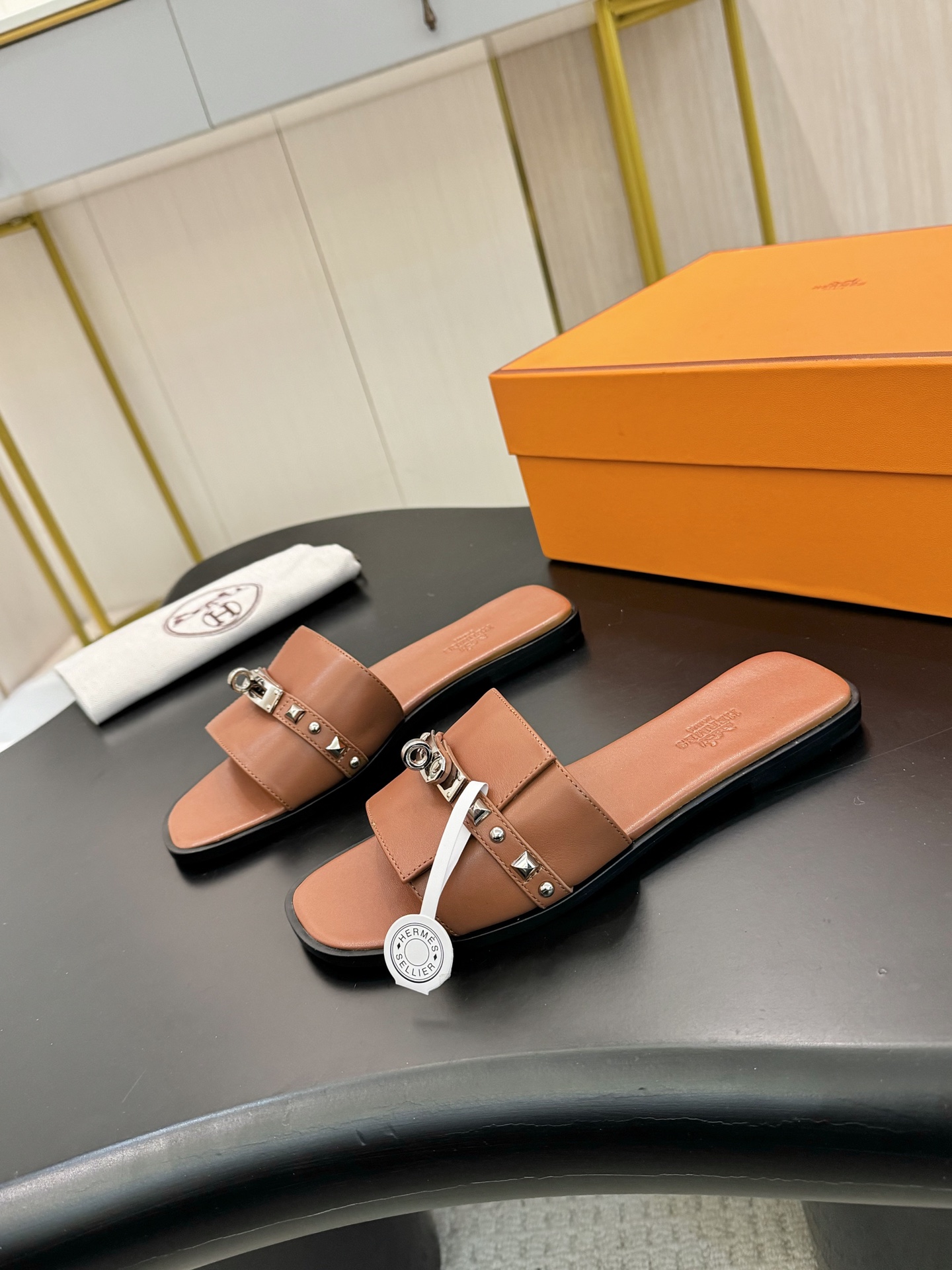 HERMES  00239