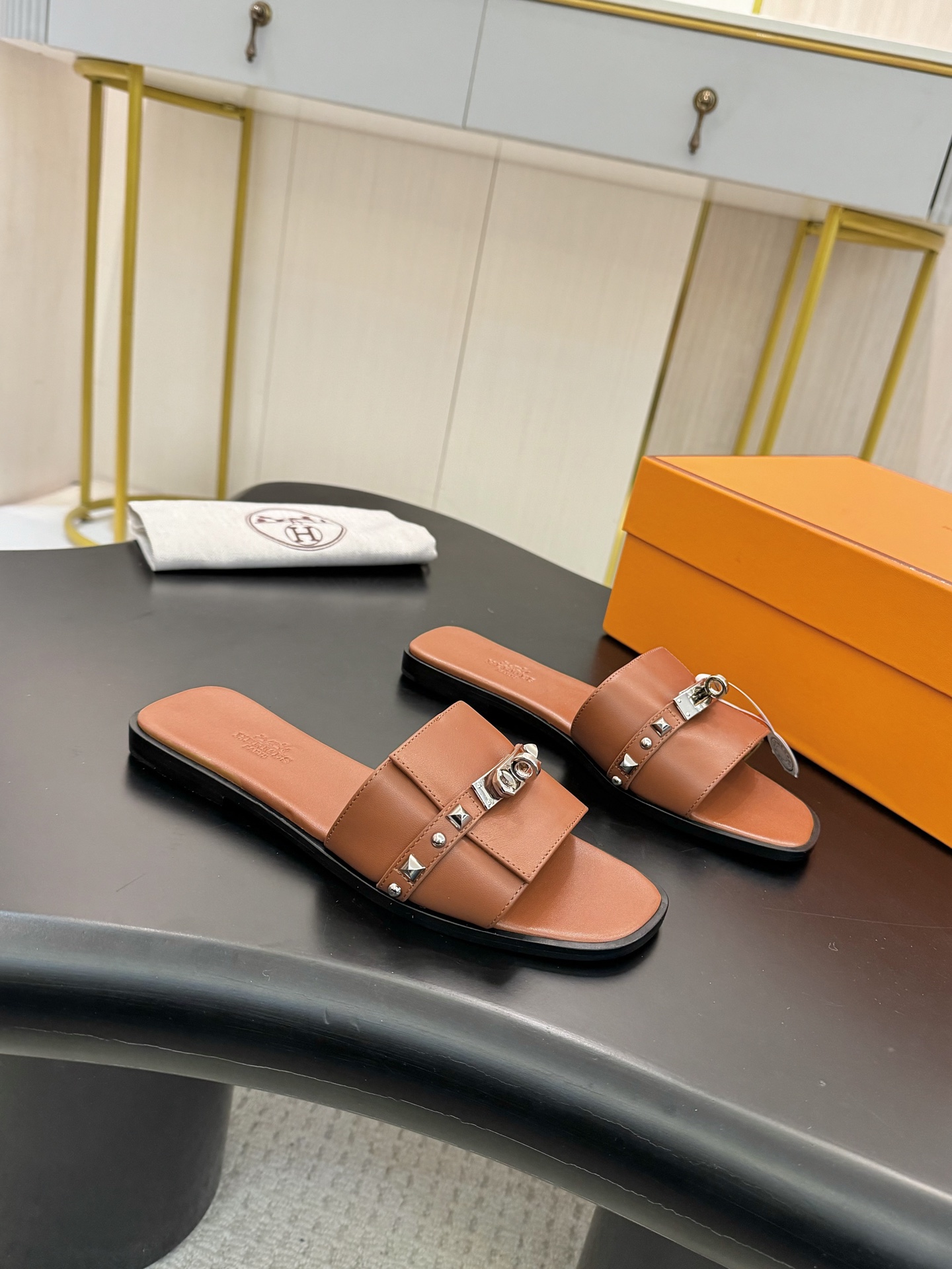 HERMES  00239