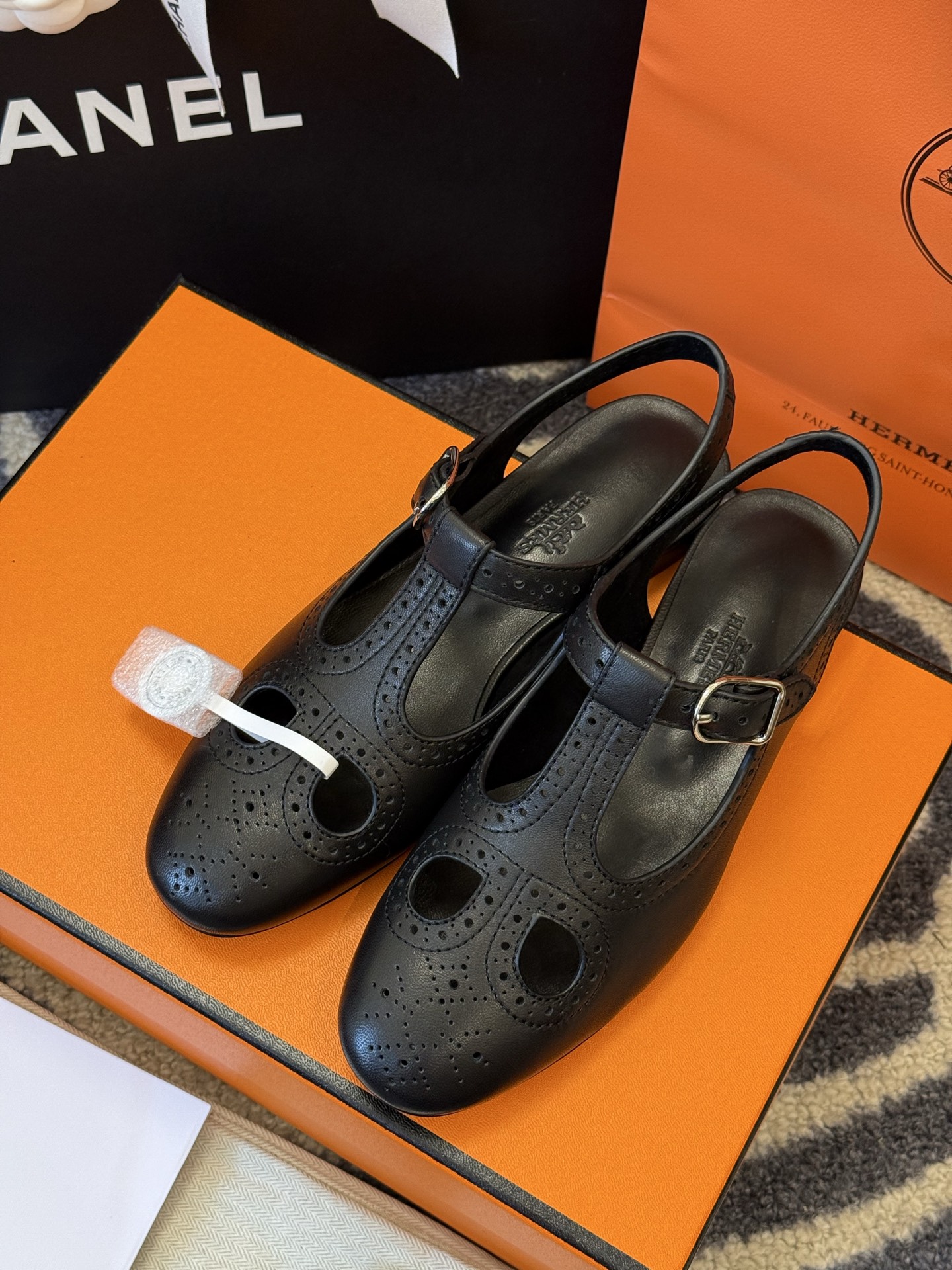 HERMES  00239