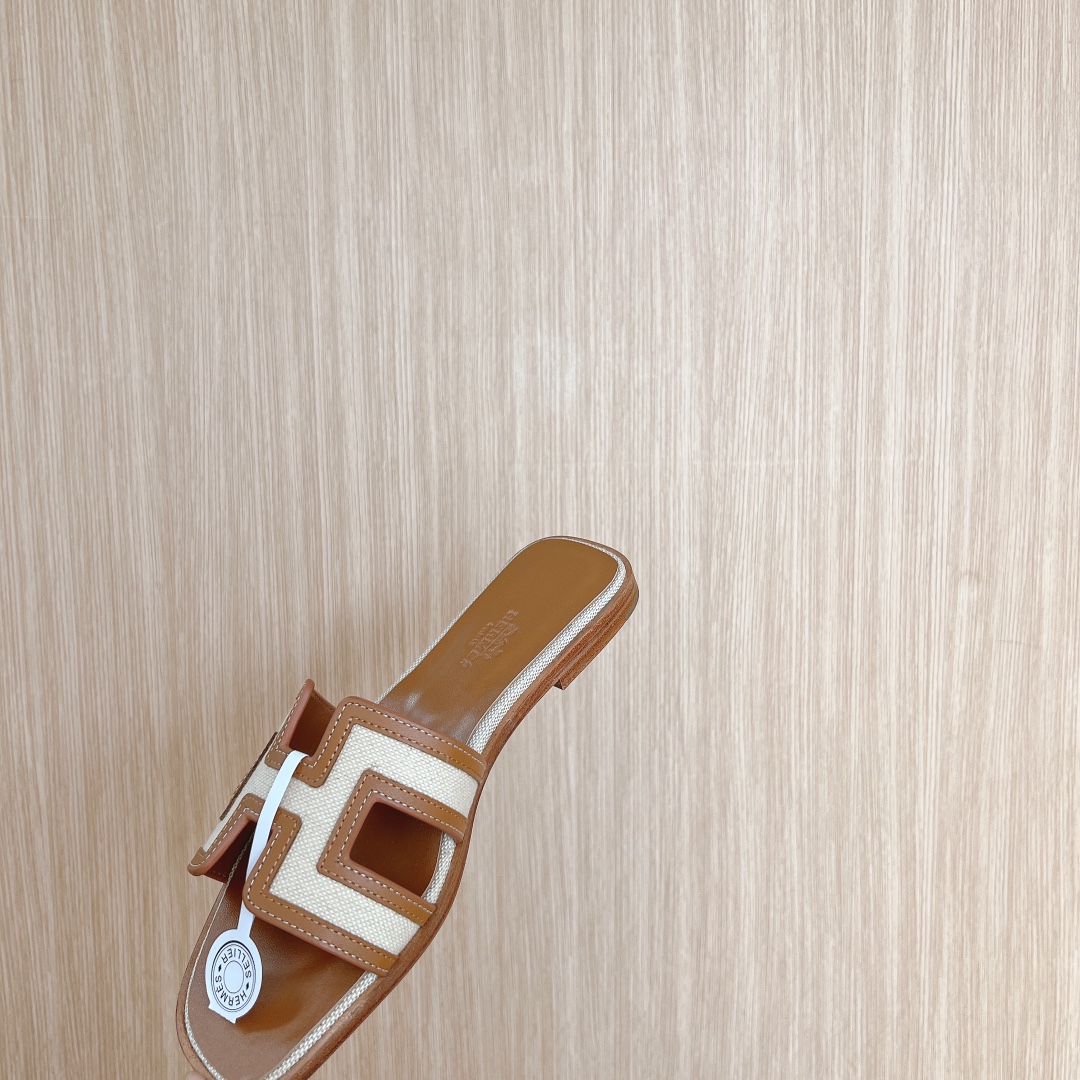 HERMES  00239